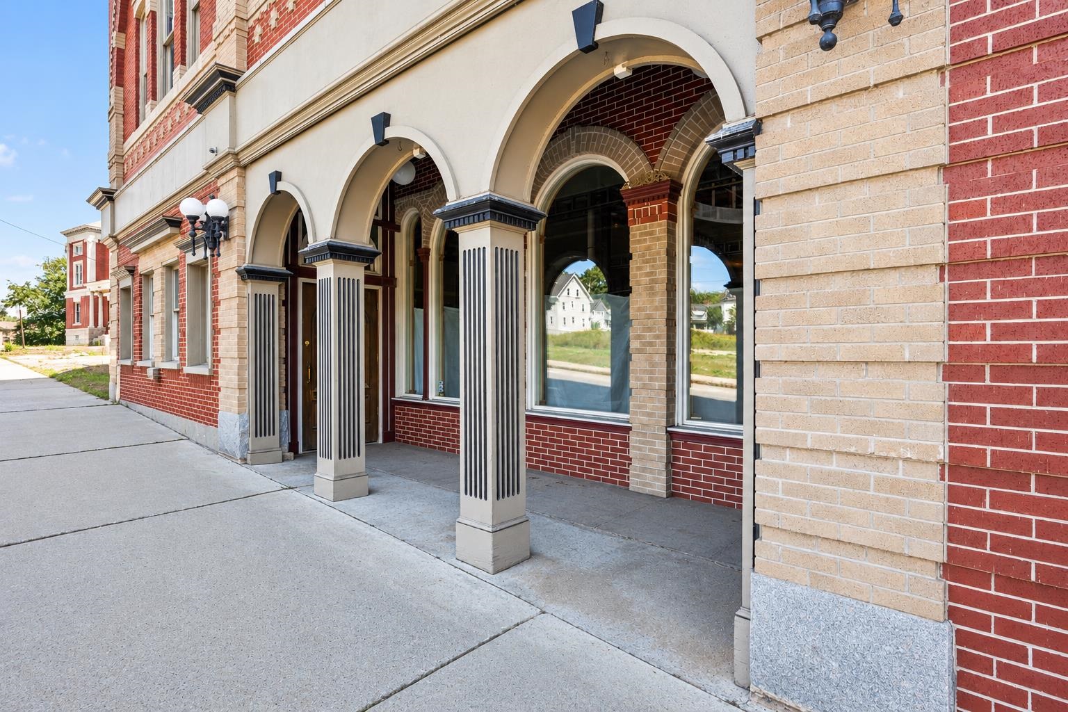 main property photo 3