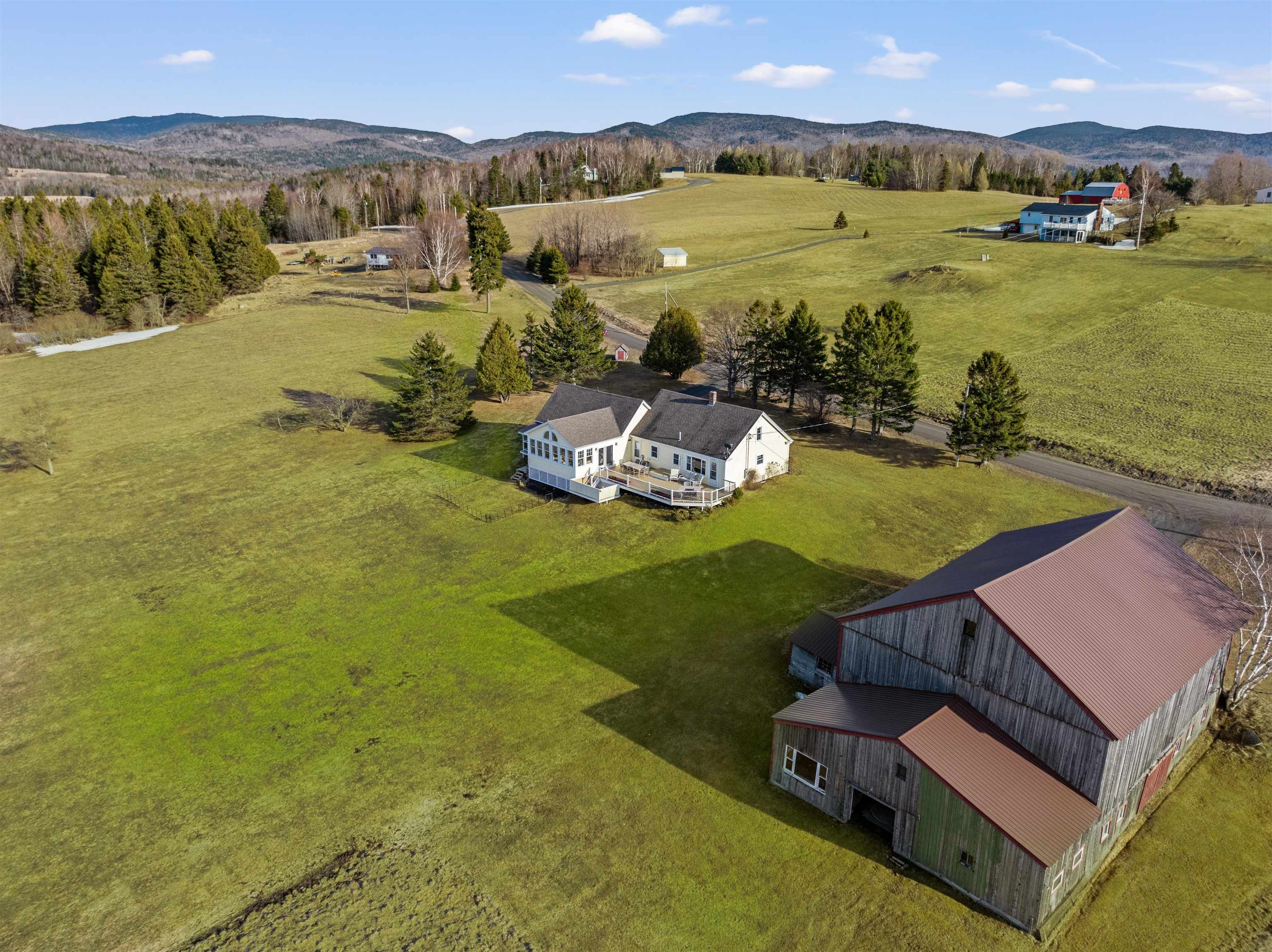 main property photo 44