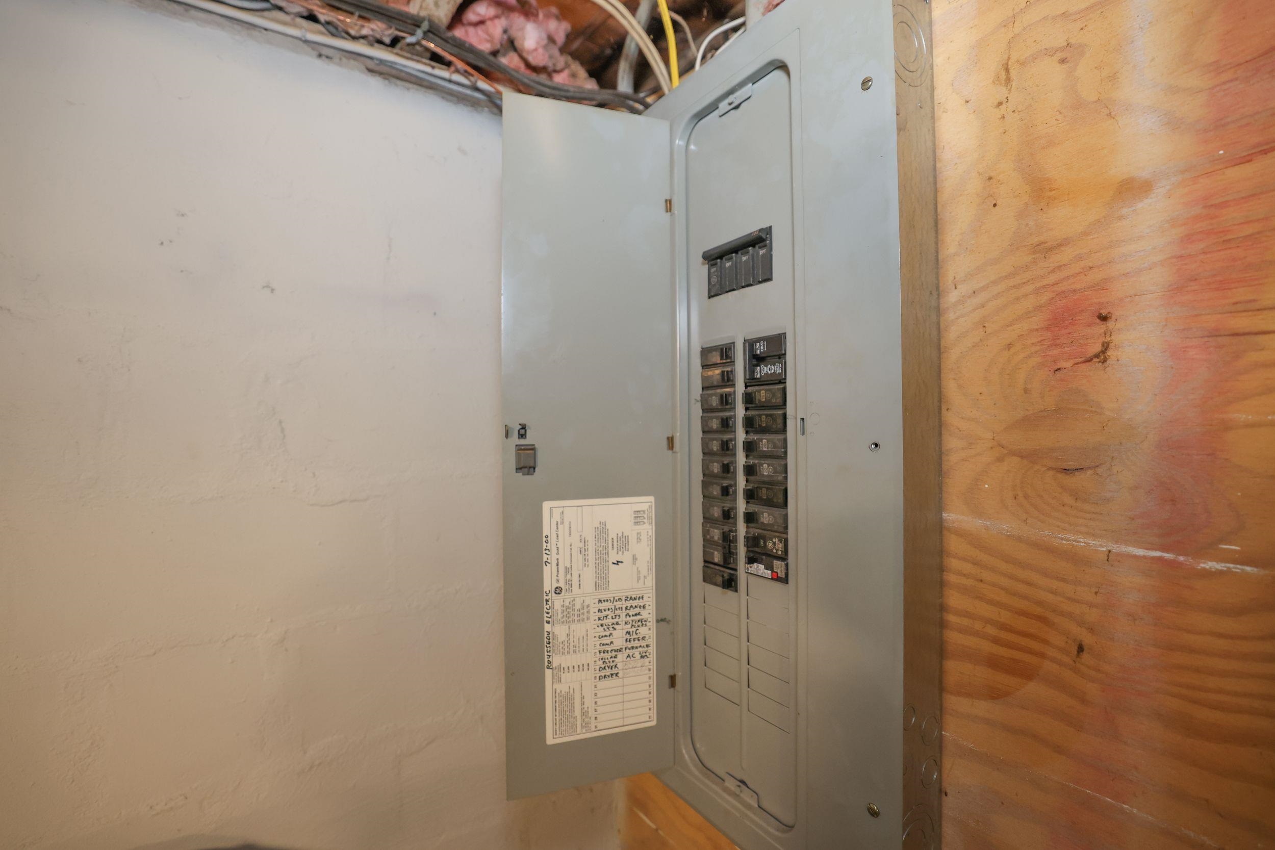 main property photo 33