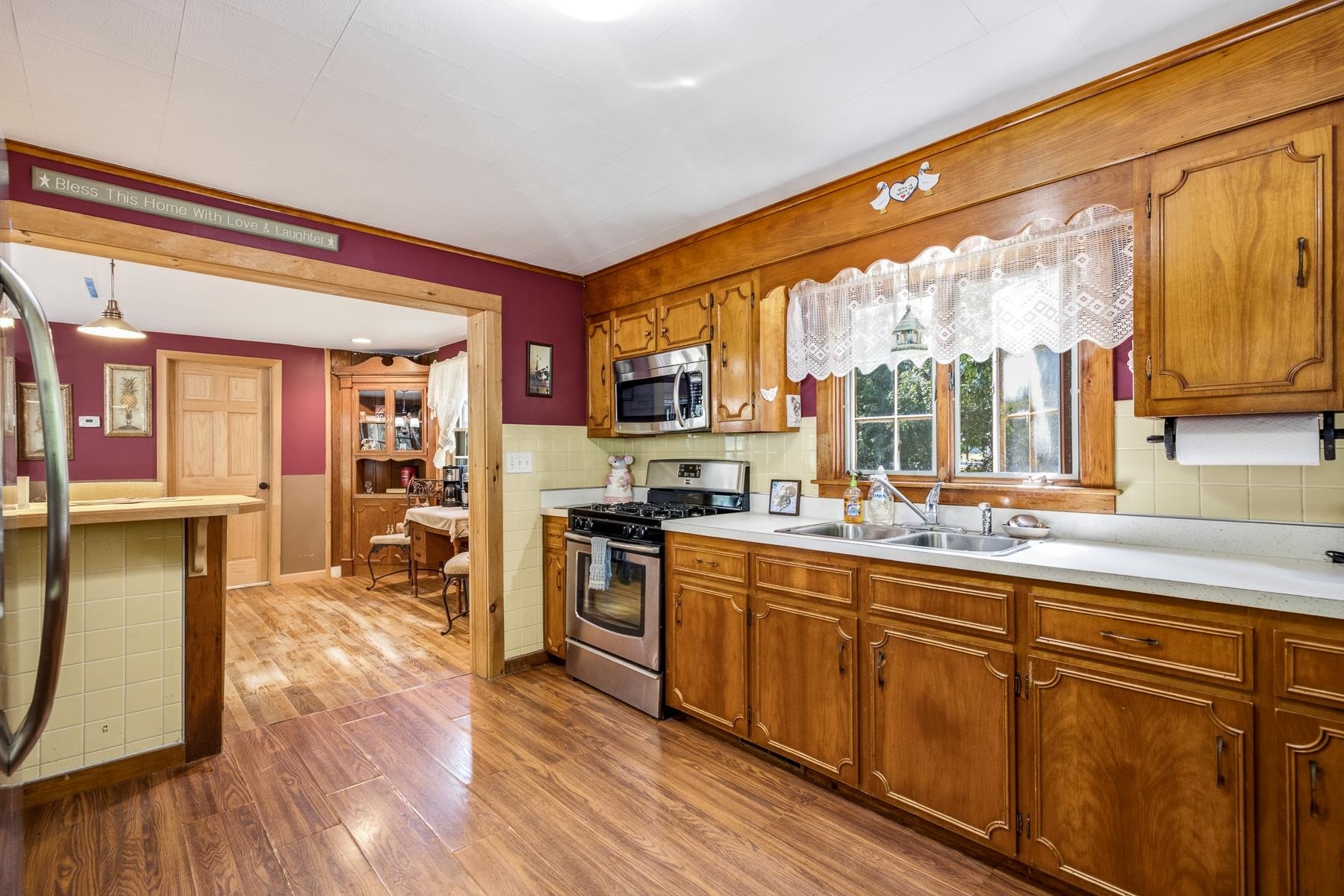 main property photo 9