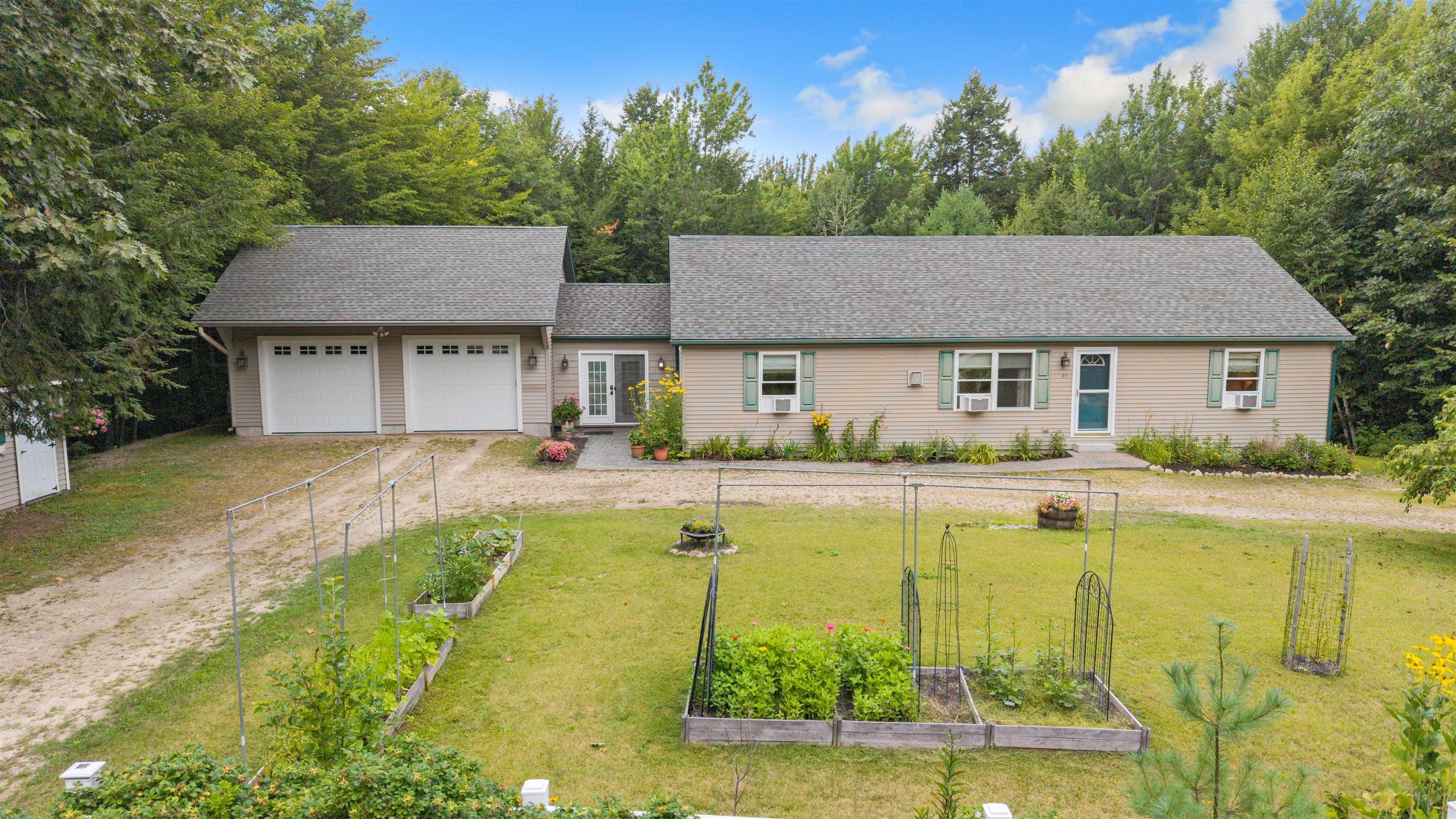 main property photo 46