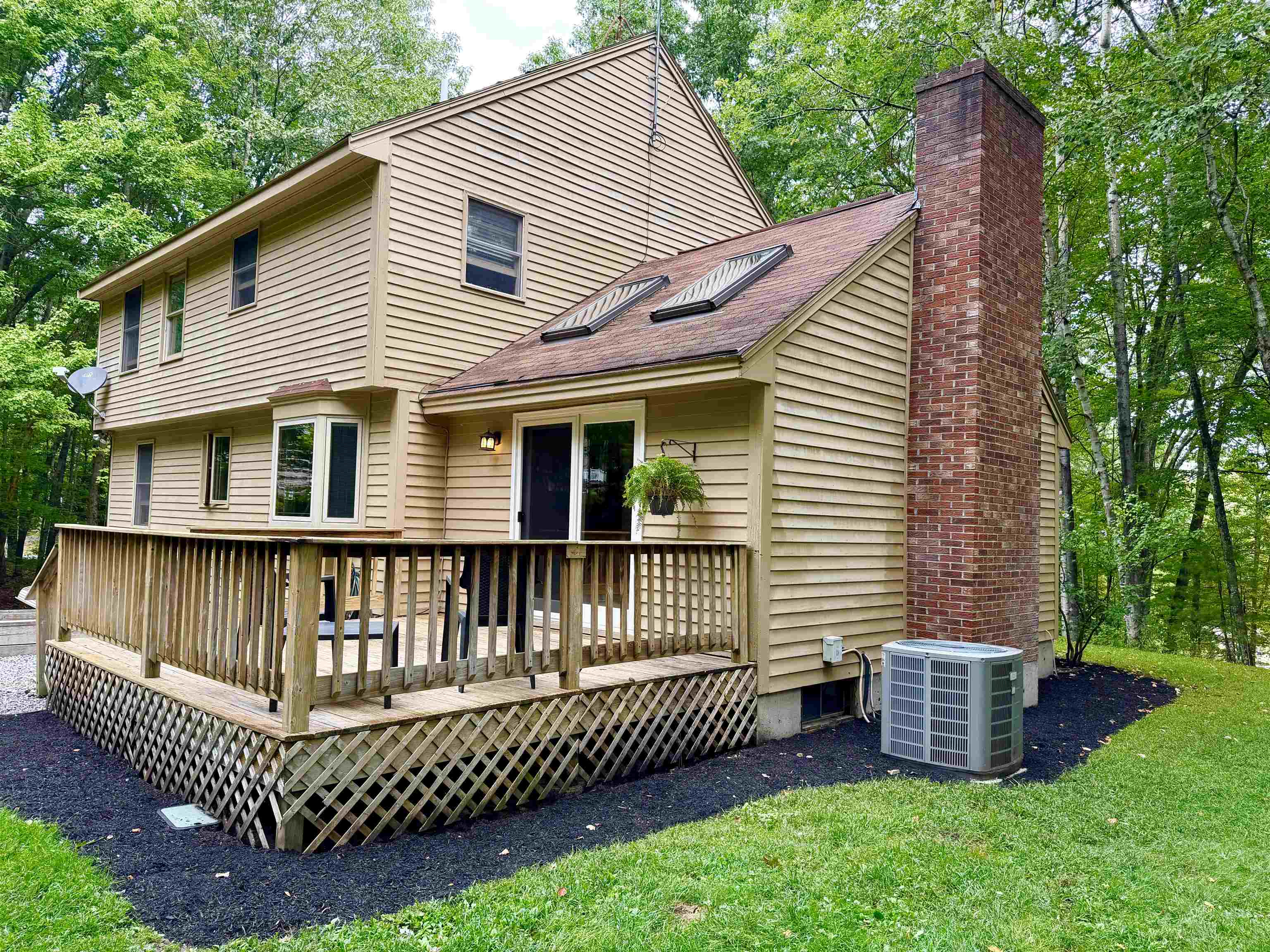 main property photo 10