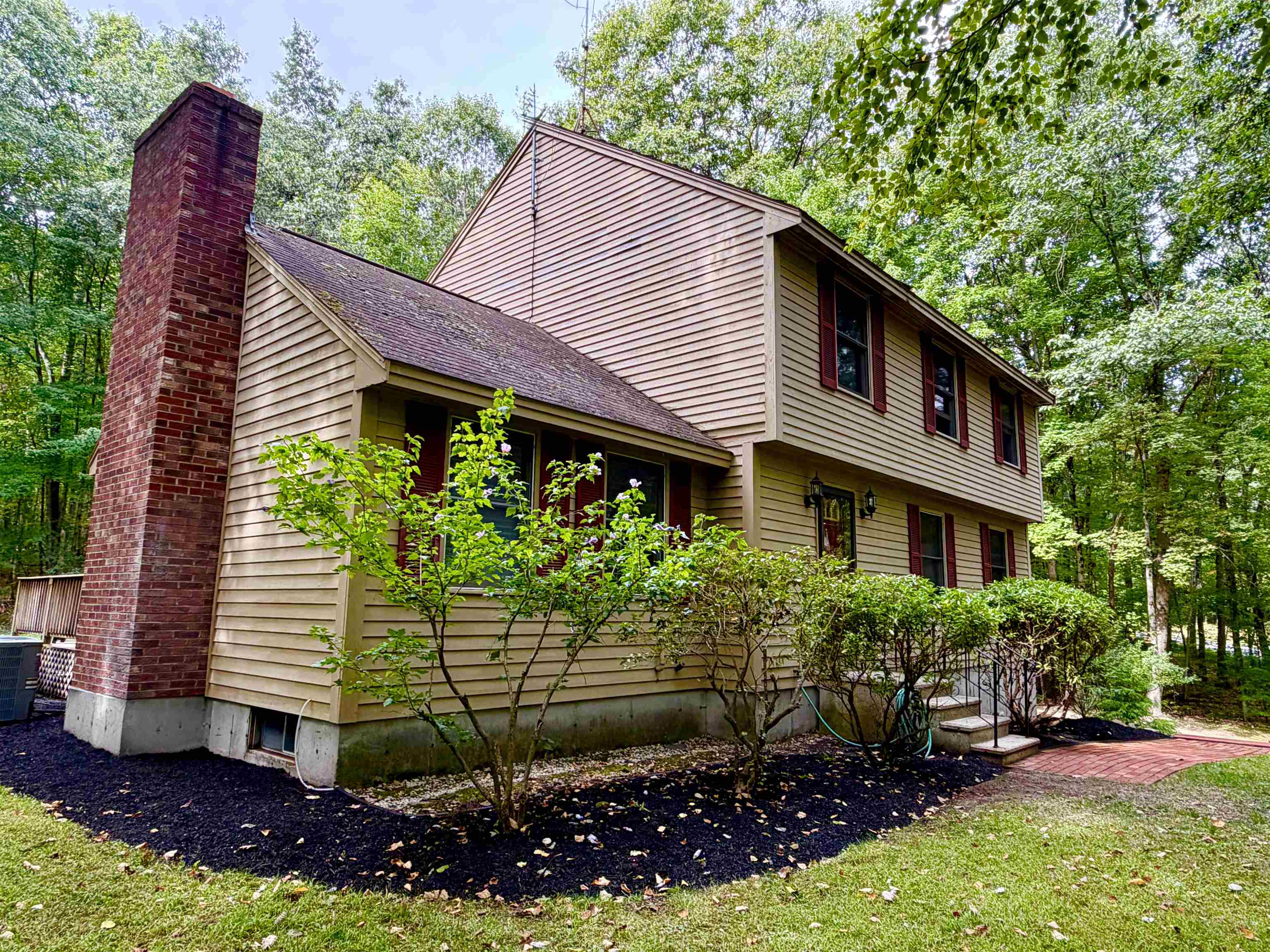 main property photo 2