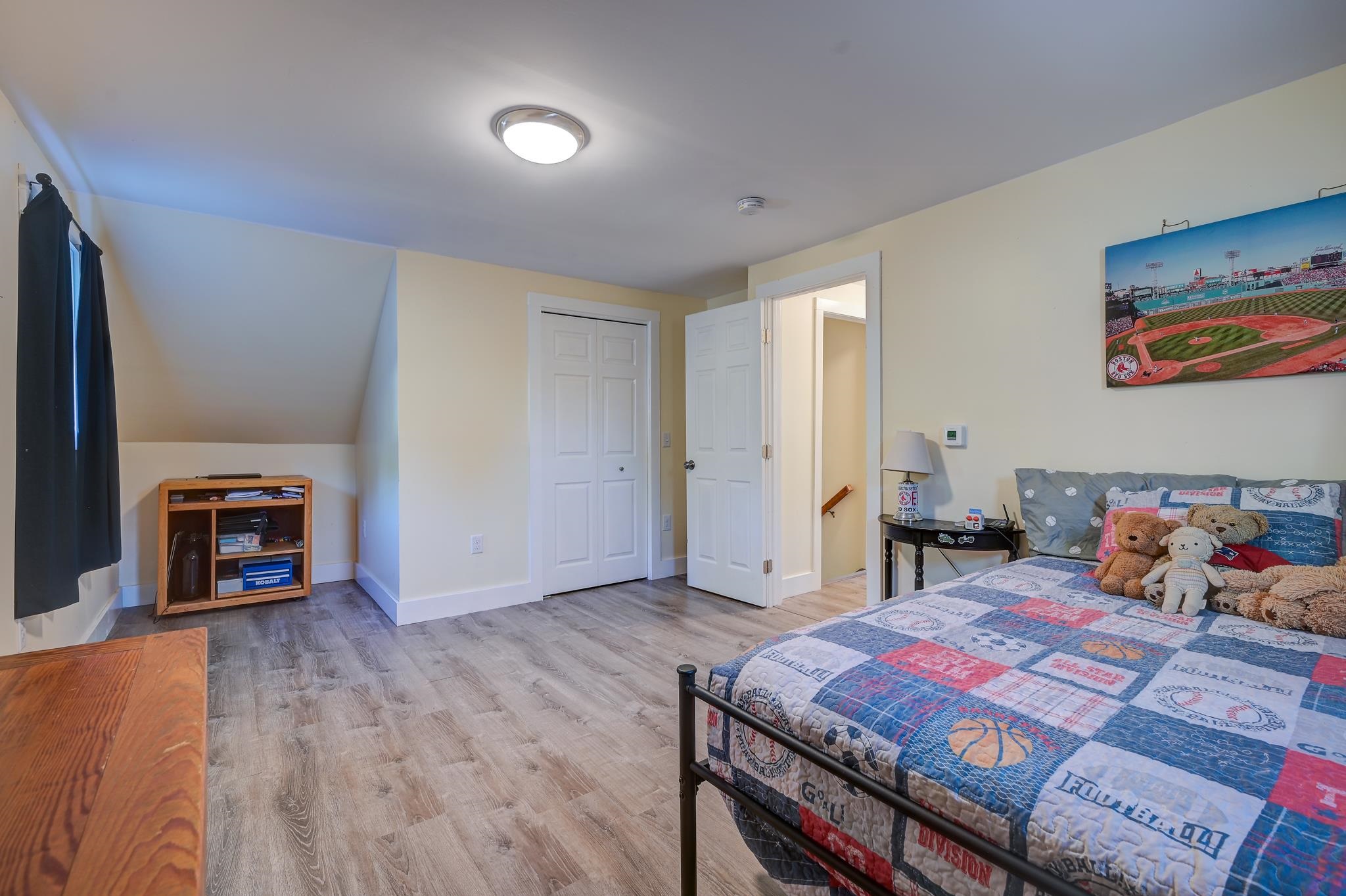 main property photo 30