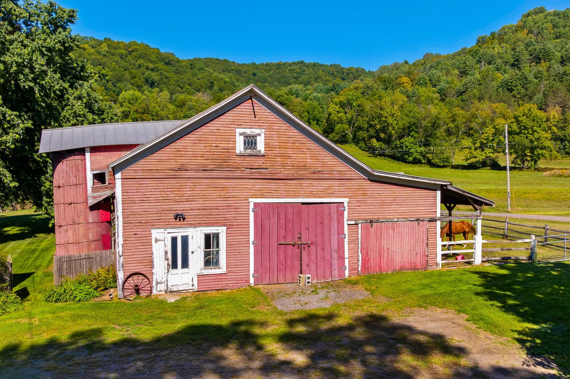 main property photo 41