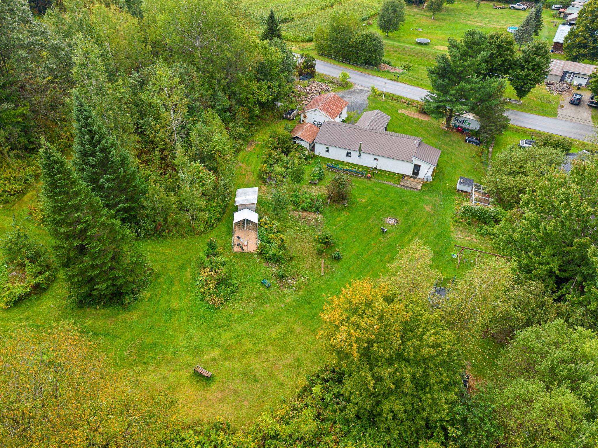 main property photo 6