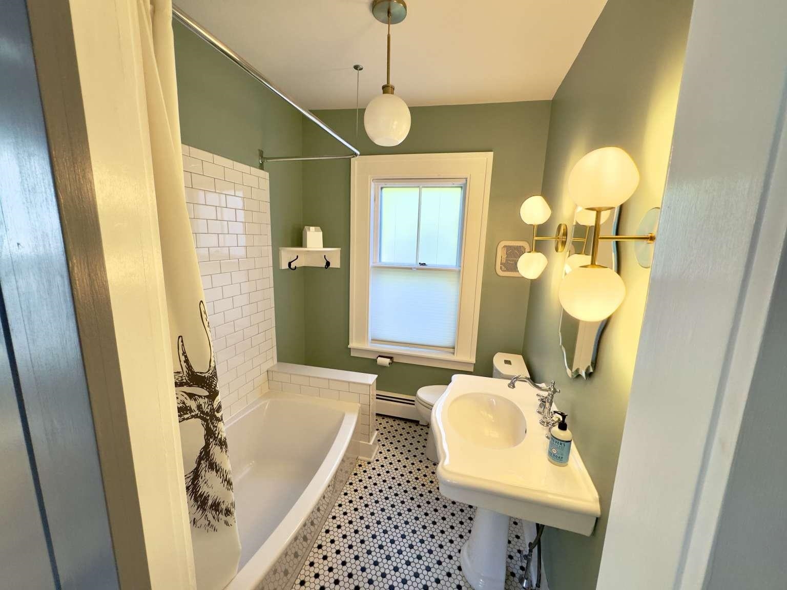 main property photo 12