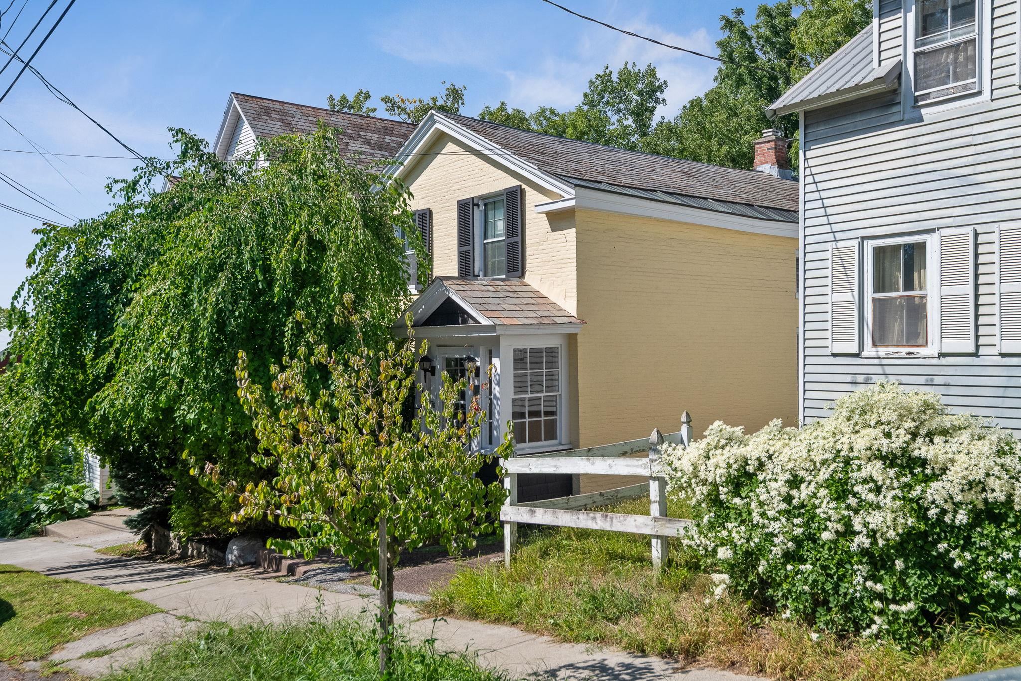 main property photo 5