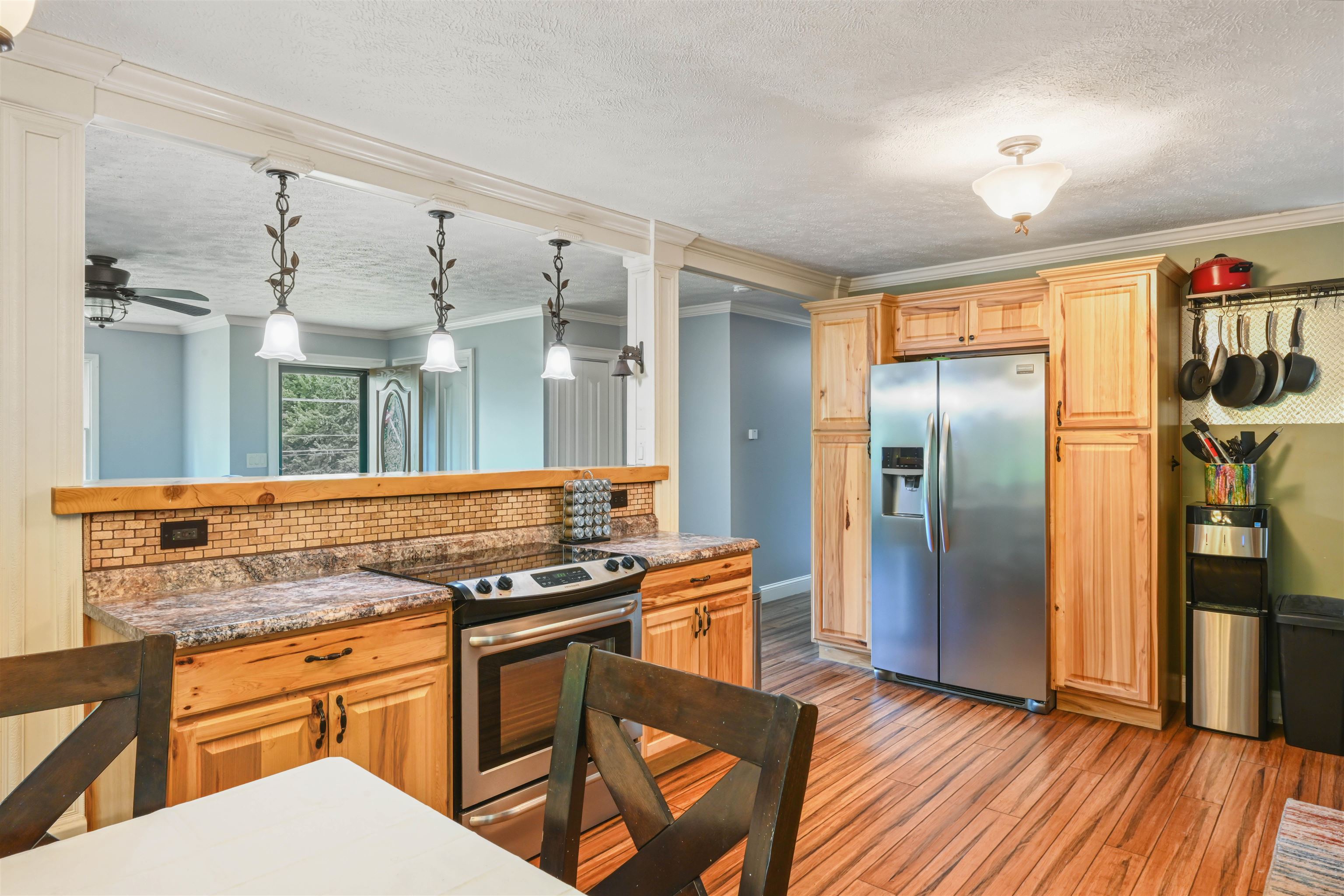 main property photo 5