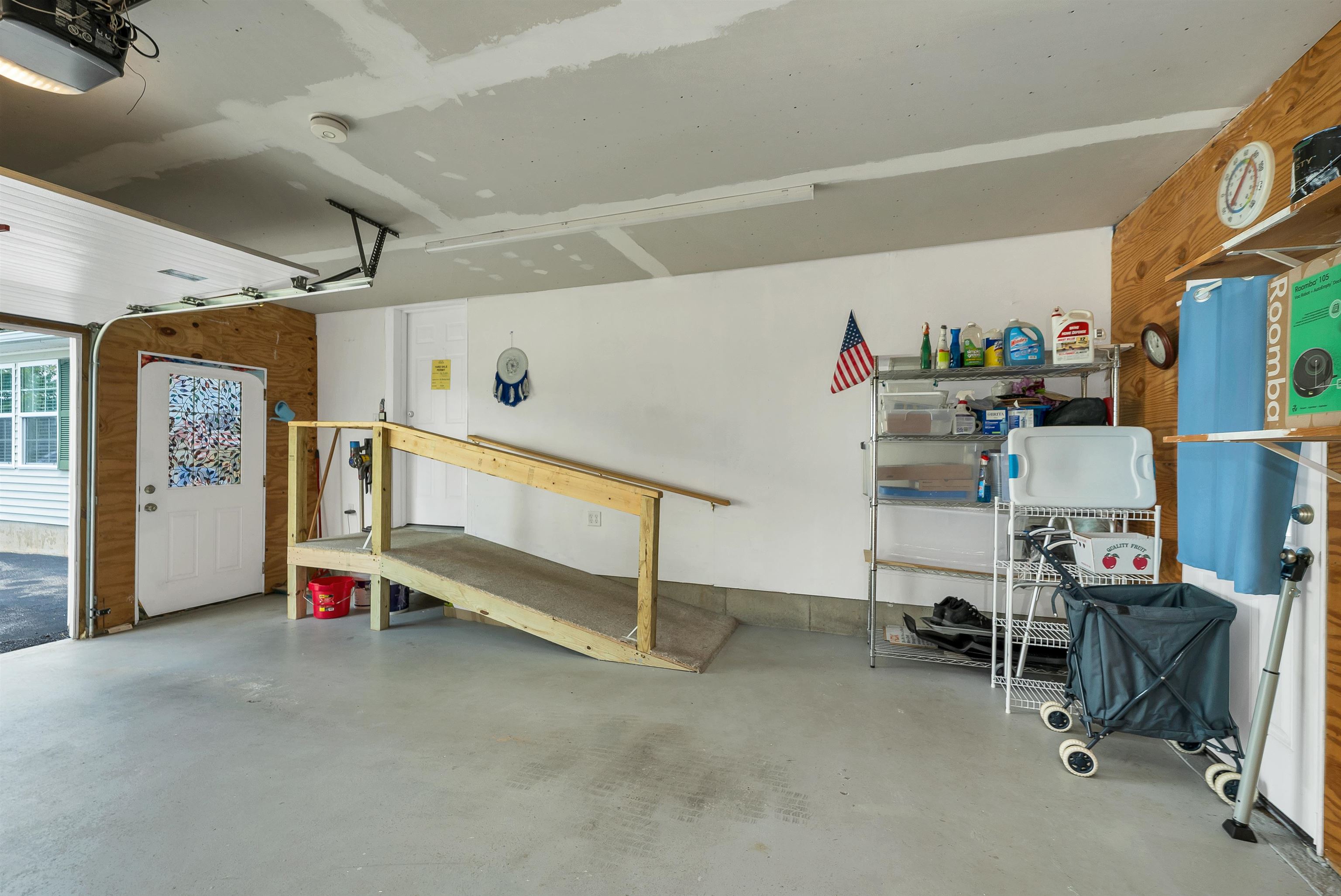 main property photo 31