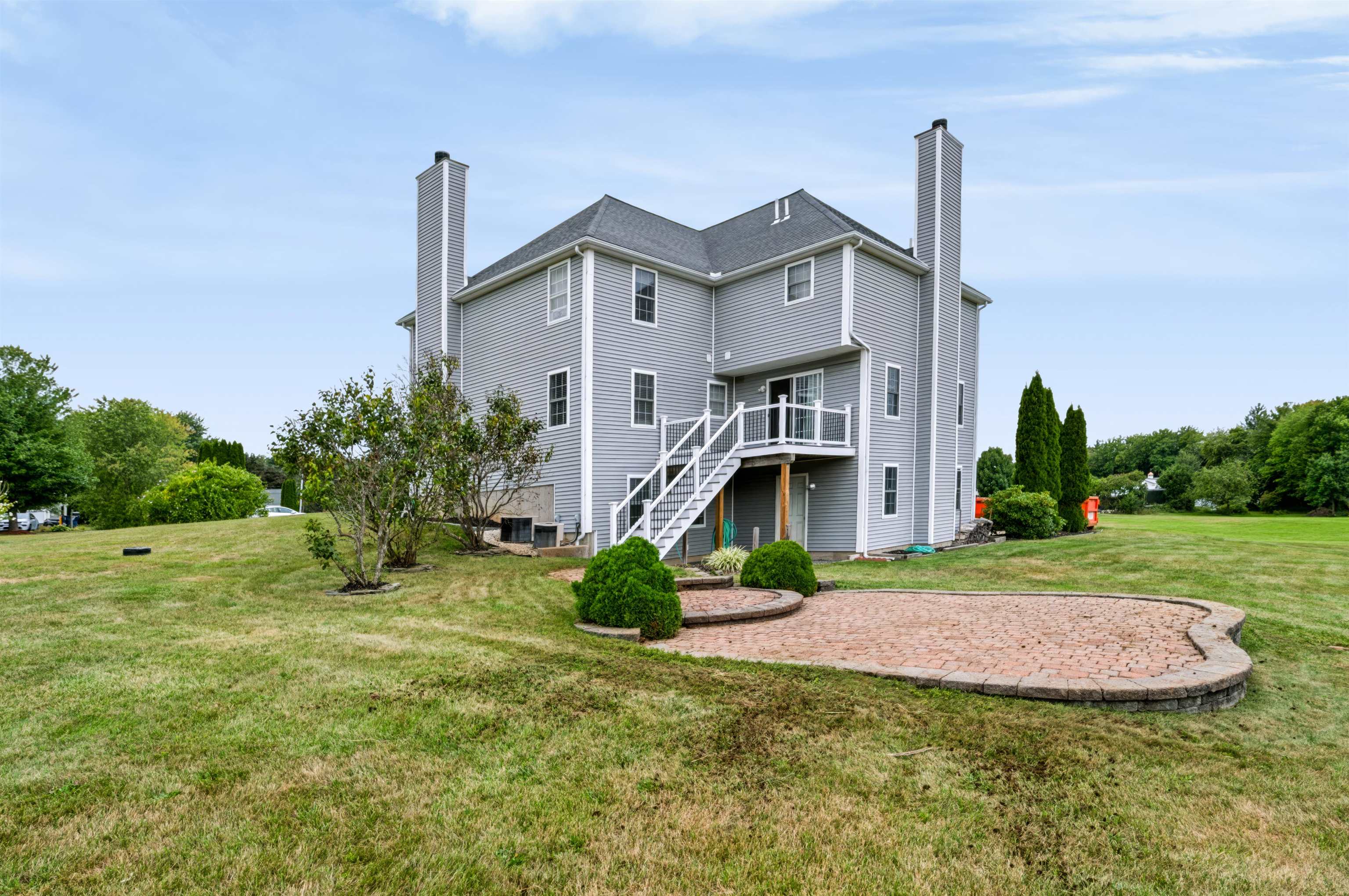 main property photo 2