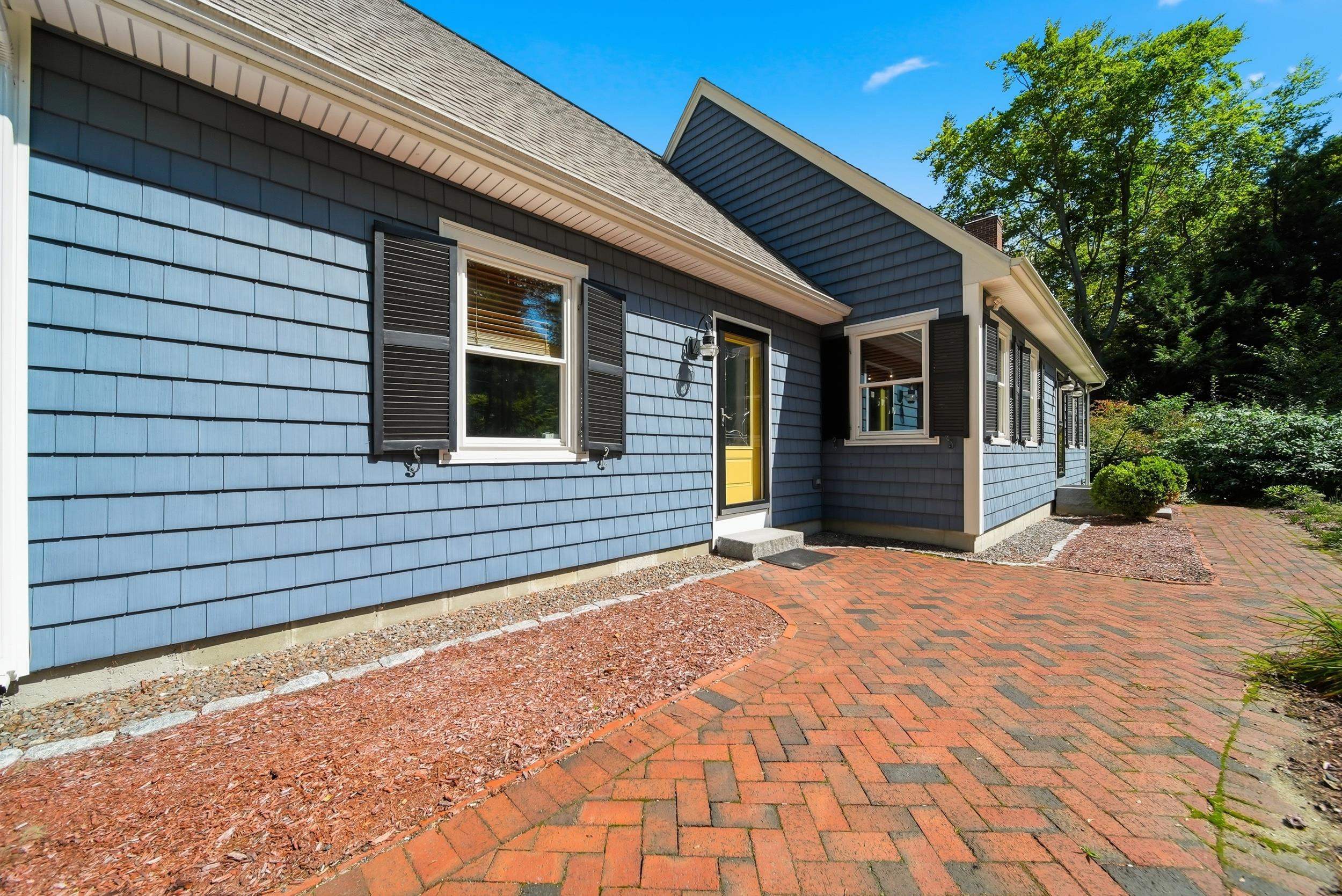 main property photo 45