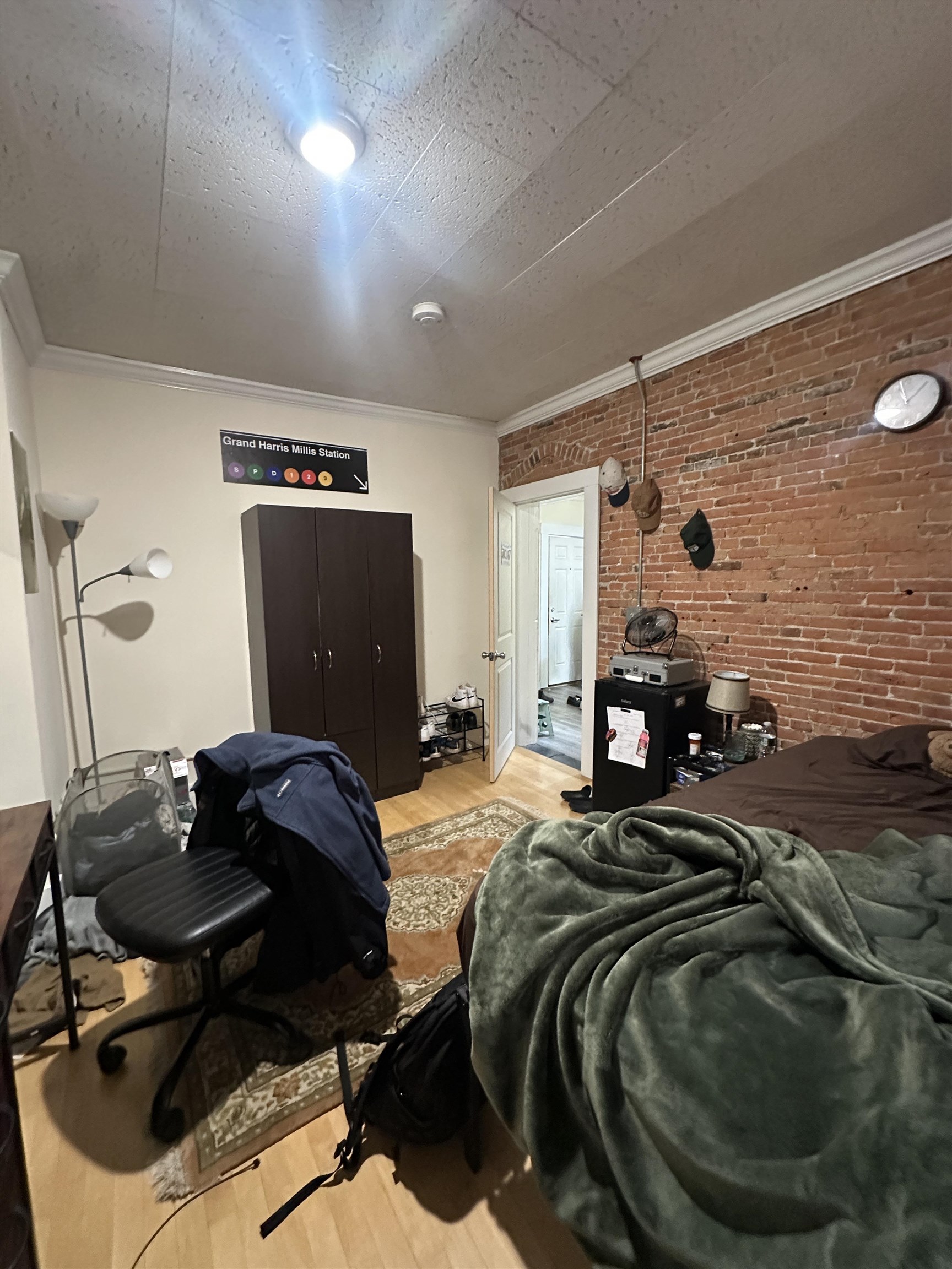main property photo 9