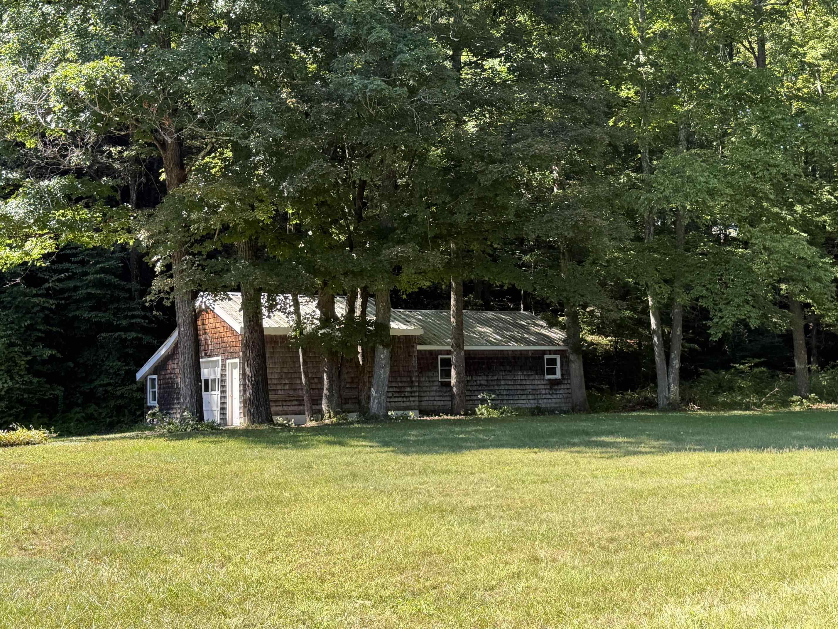 main property photo 31