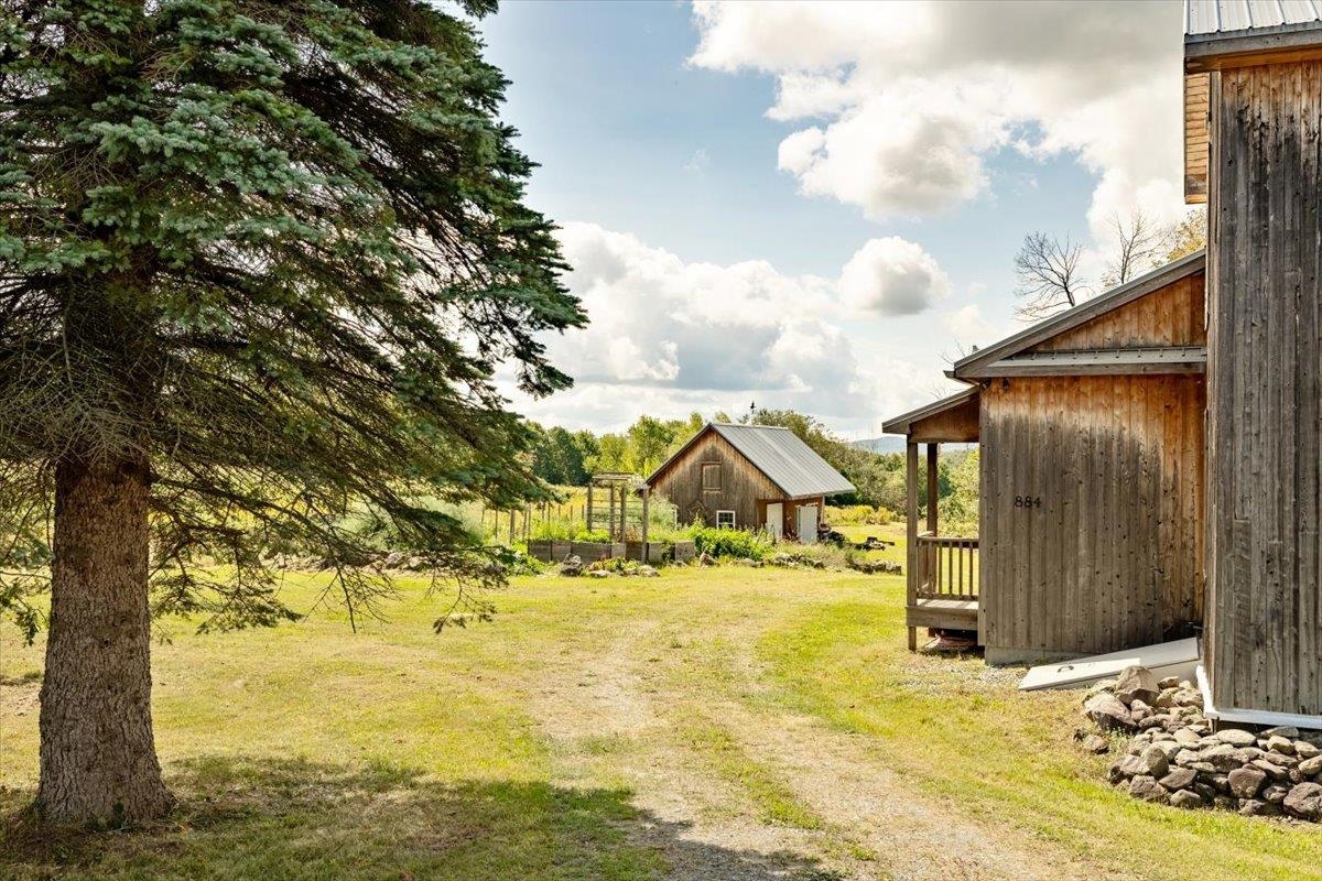 main property photo 45