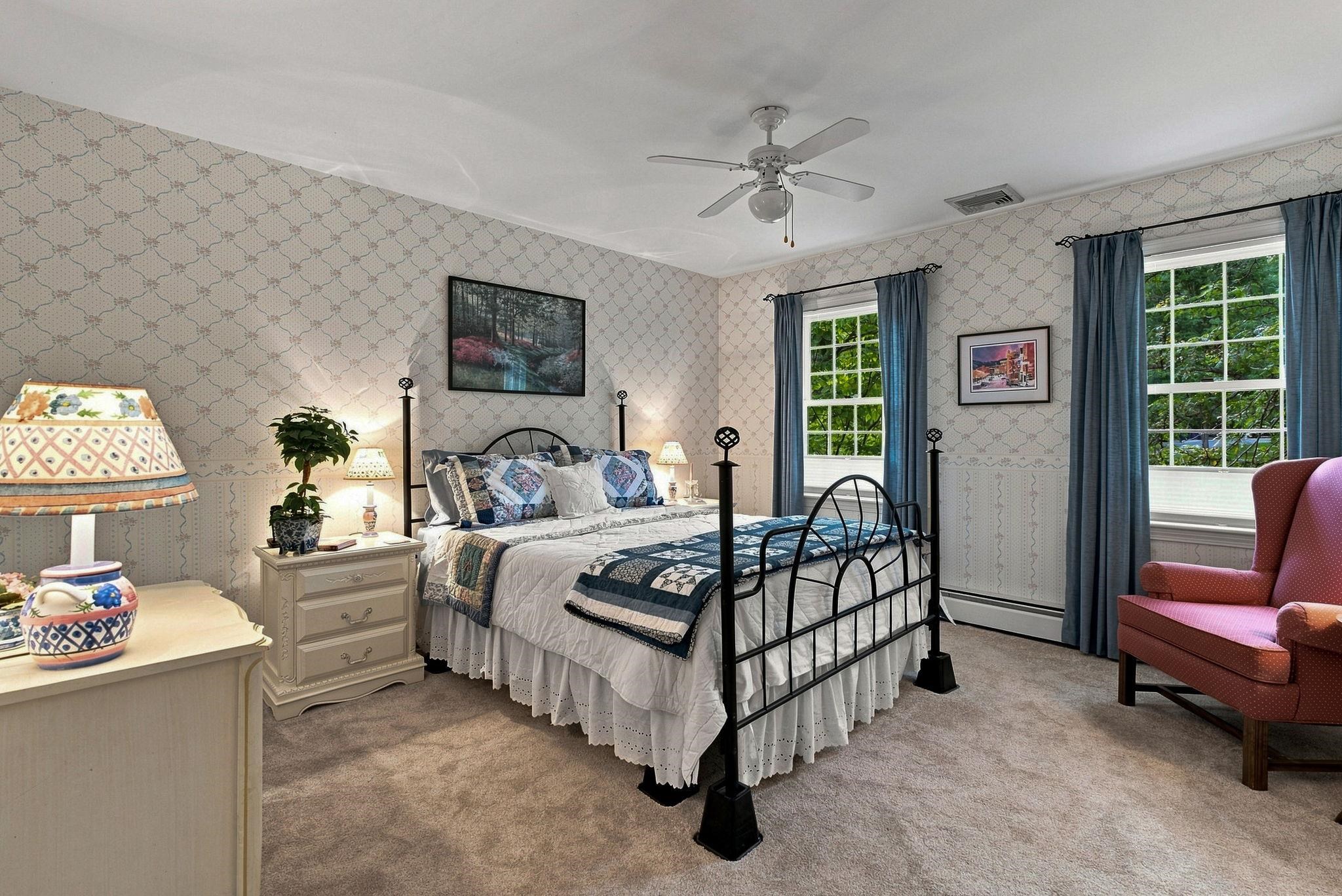 main property photo 41