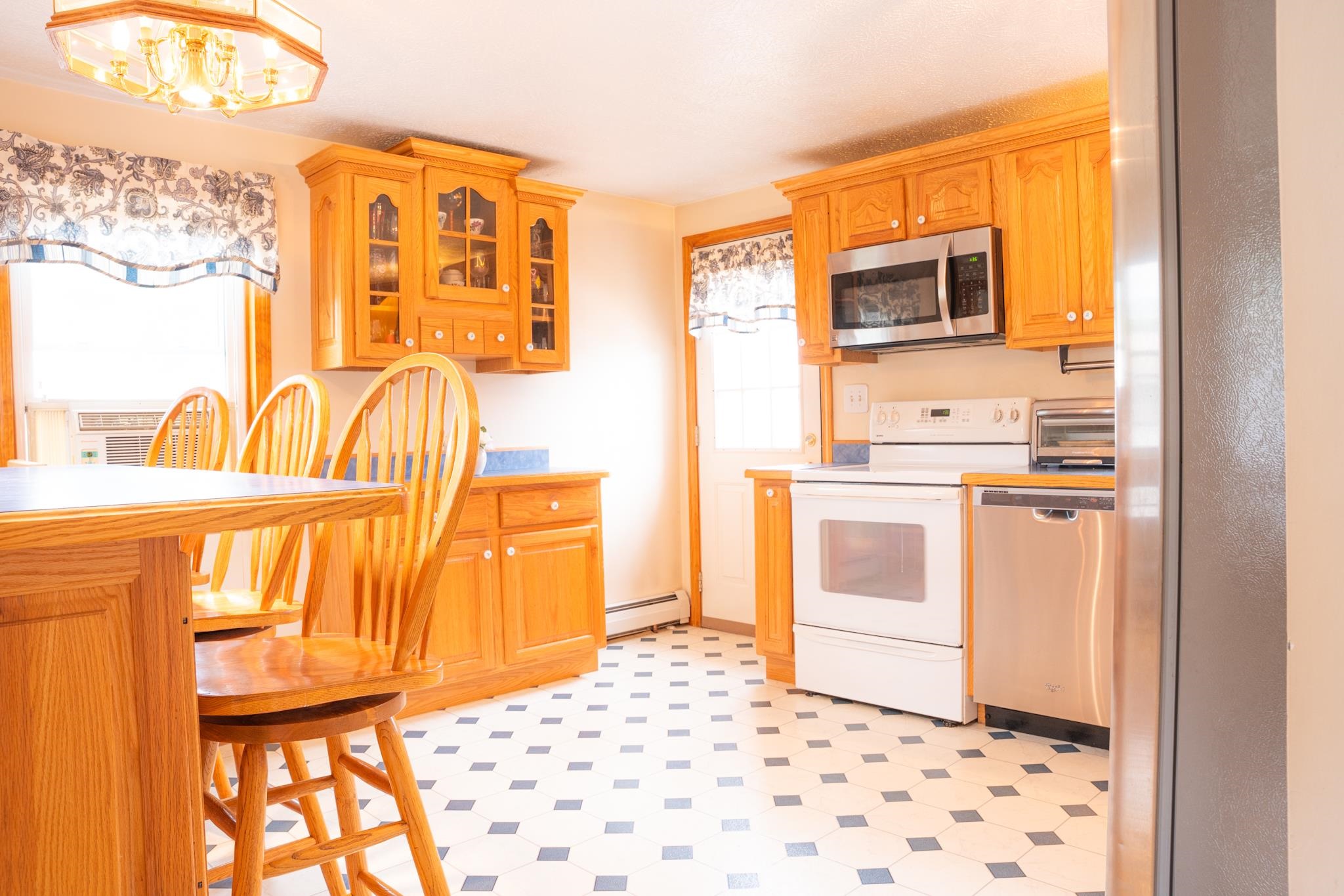 main property photo 7