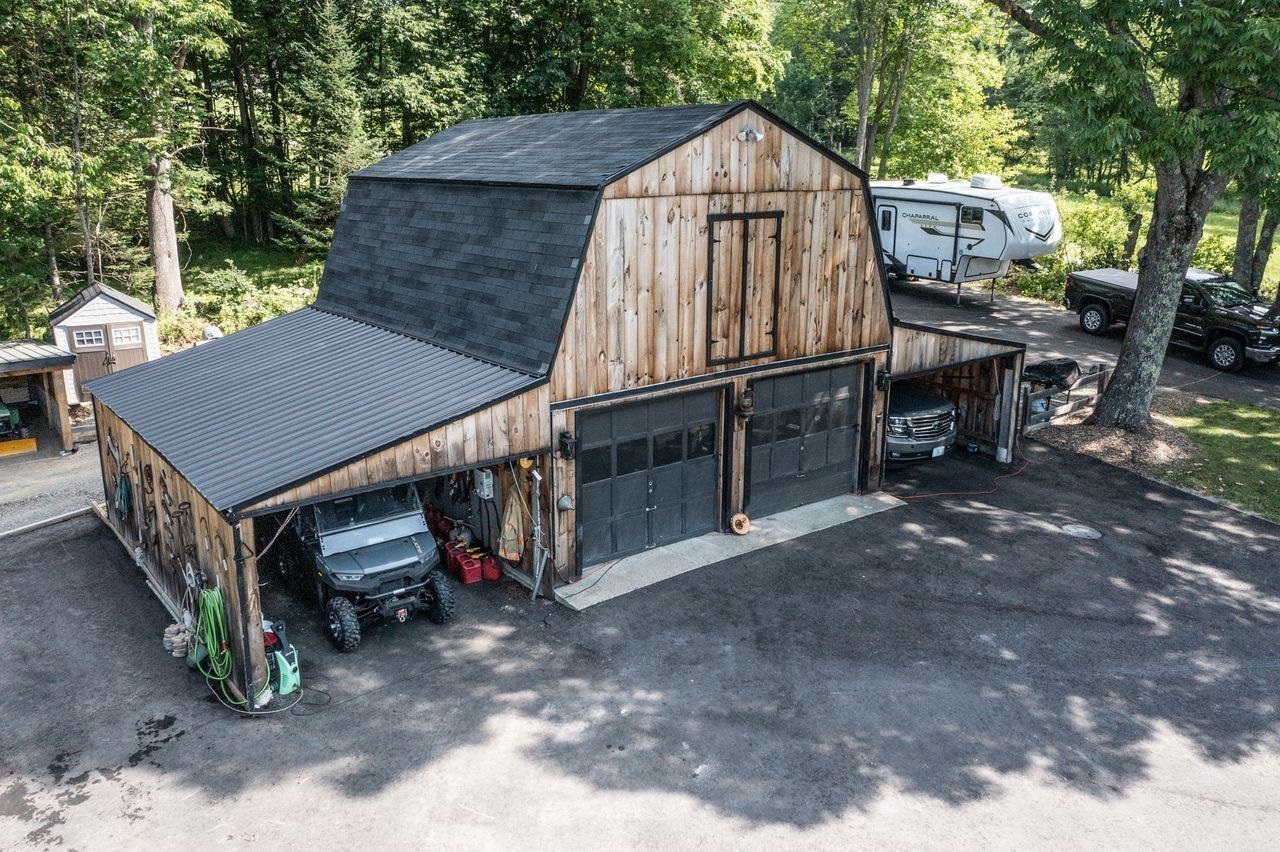 main property photo 43