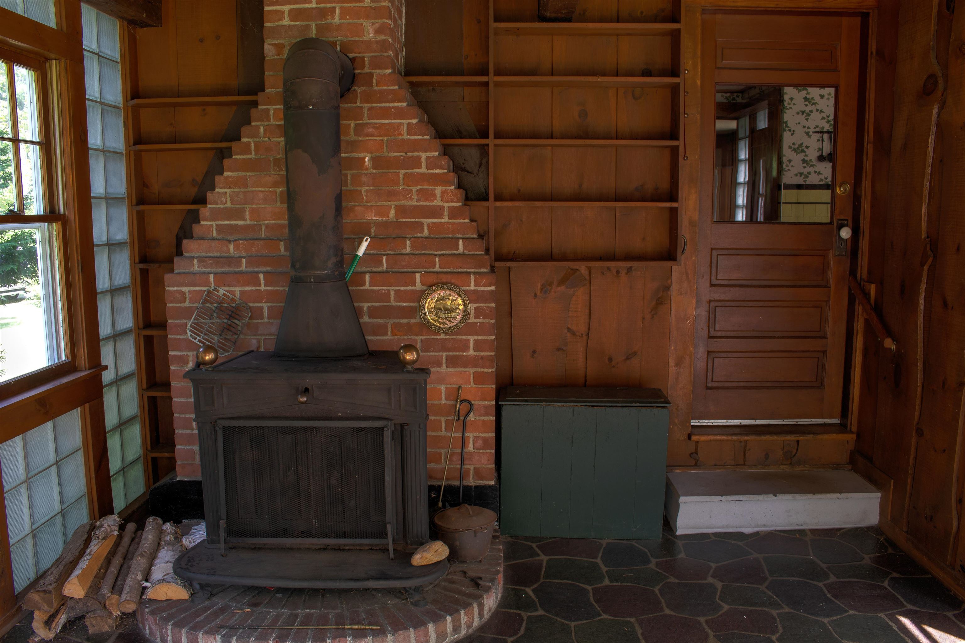 main property photo 5