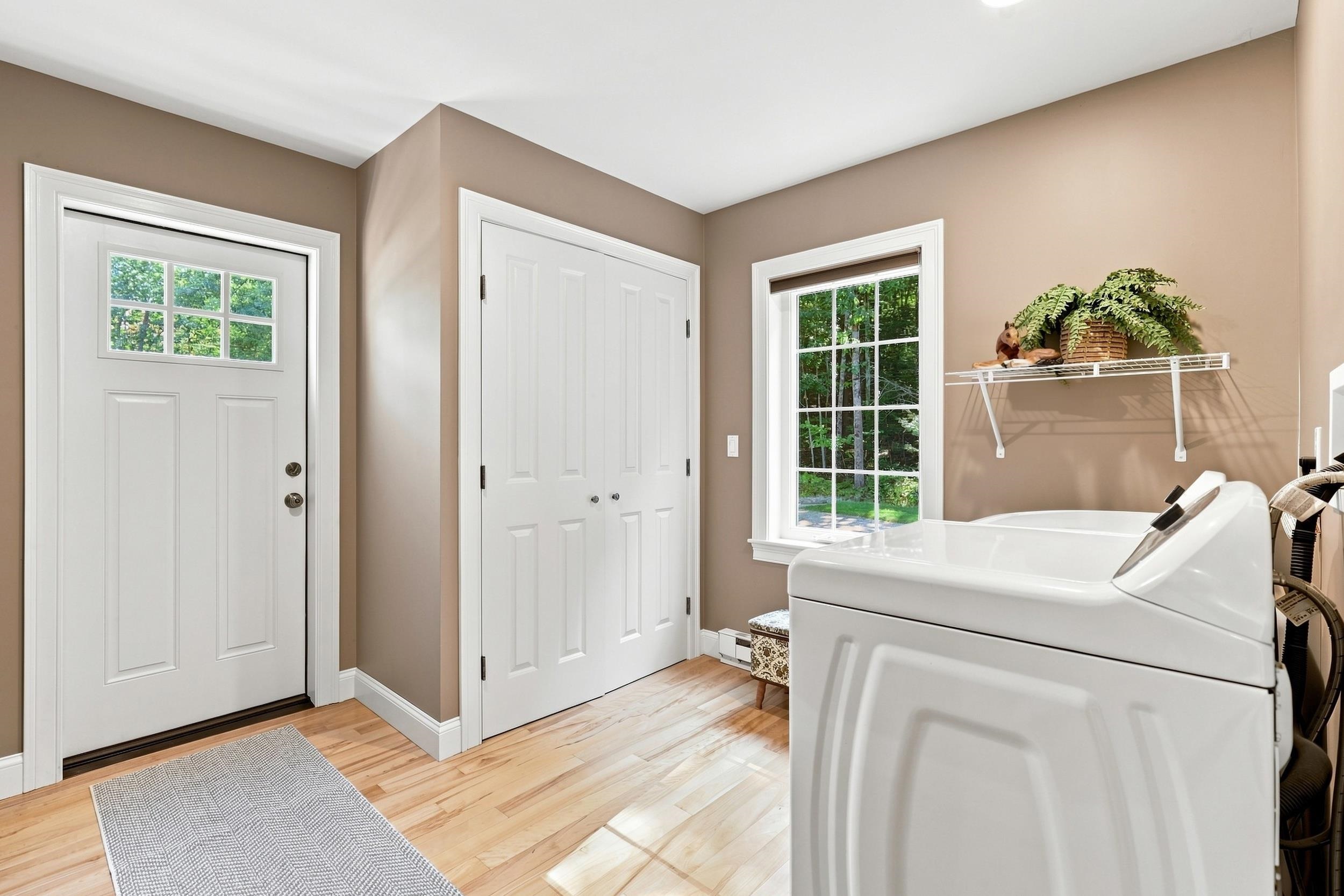 main property photo 33