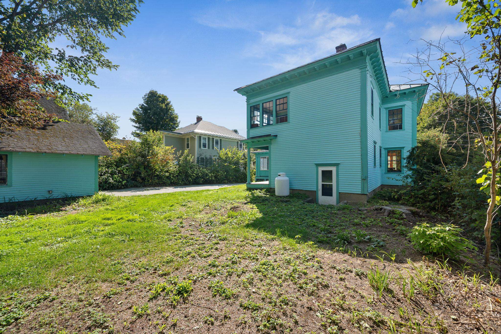 main property photo 48