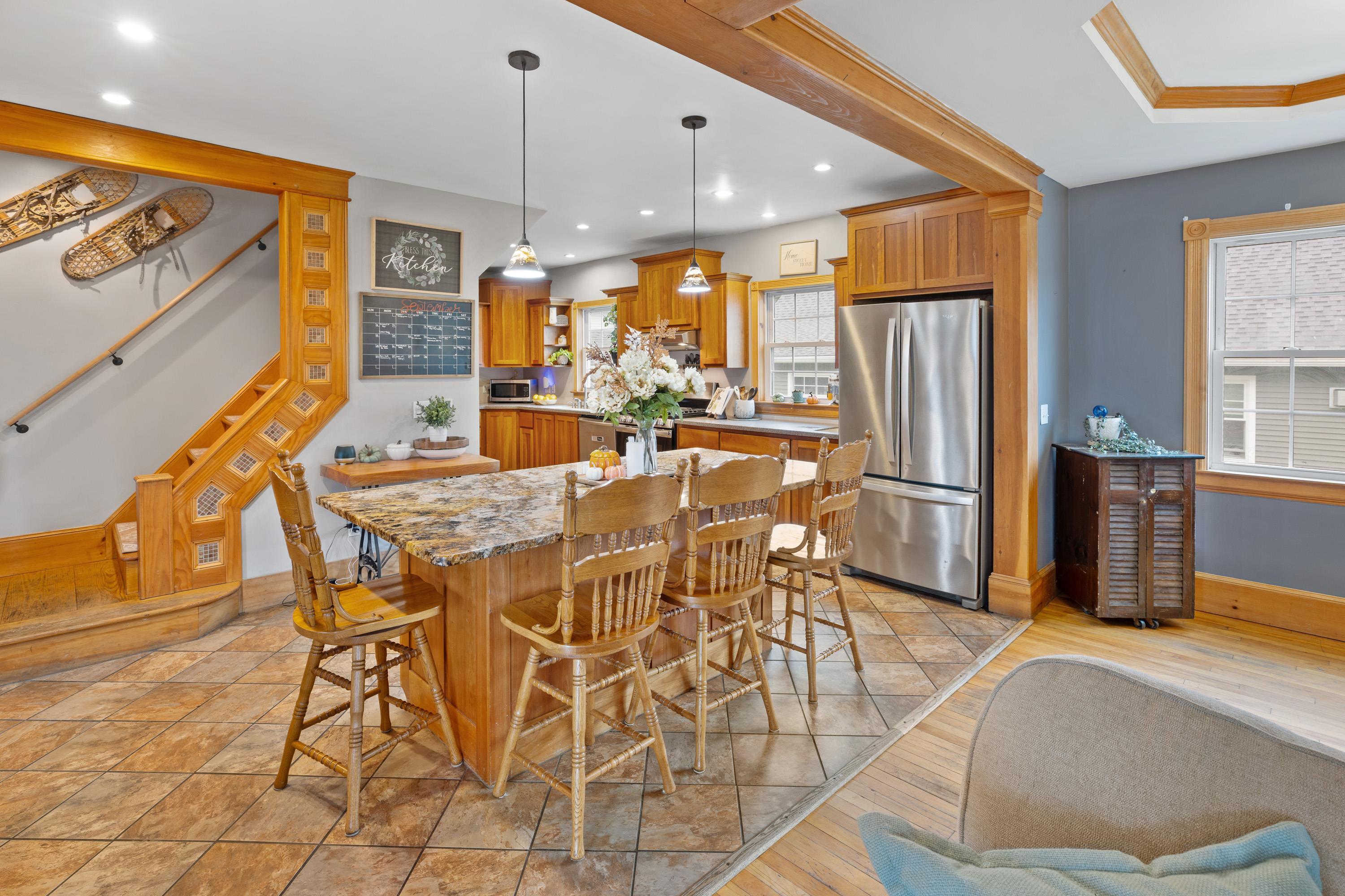 main property photo 8