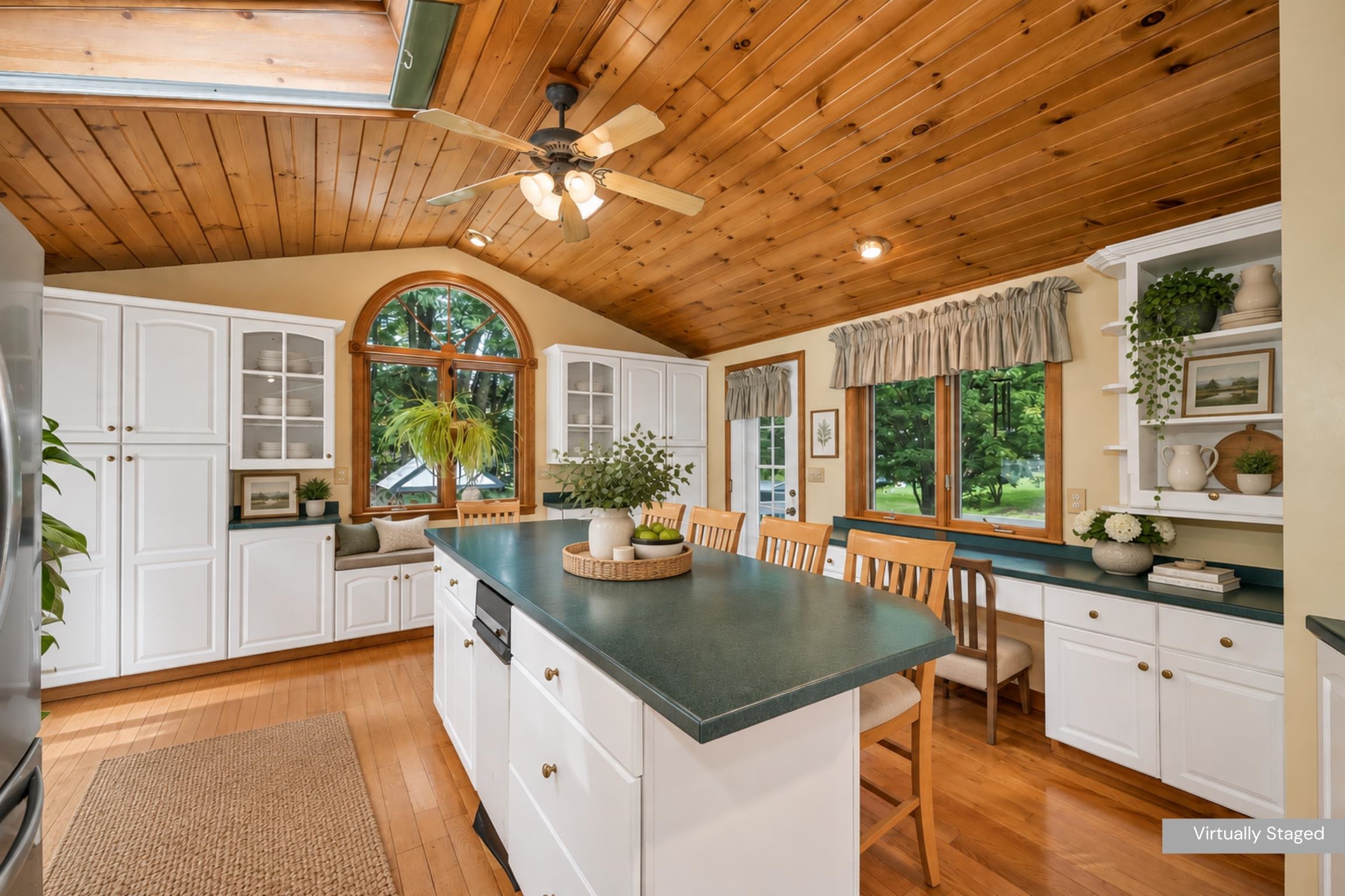 main property photo 9