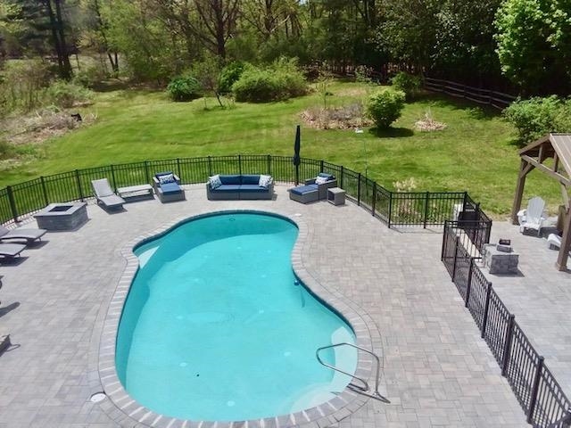 main property photo 7