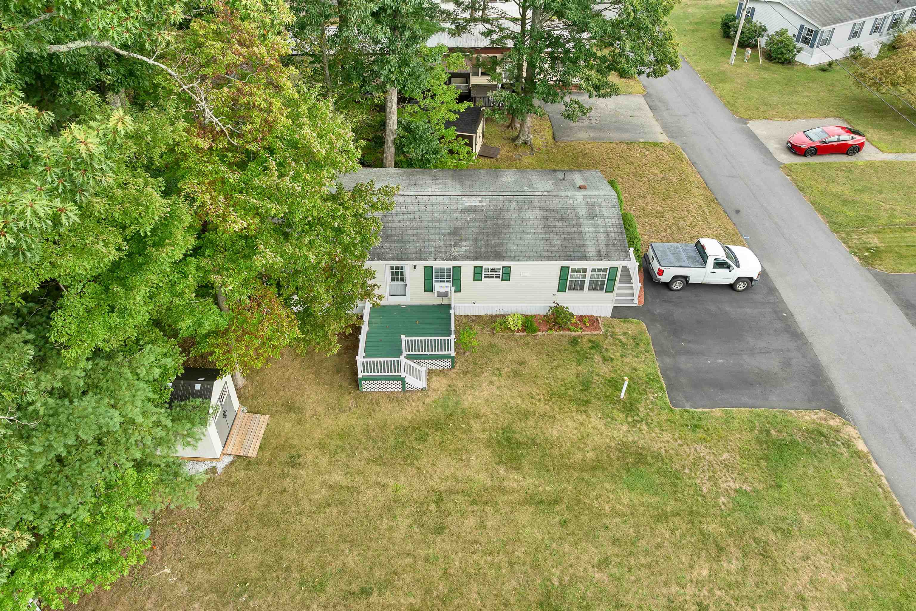 main property photo 29