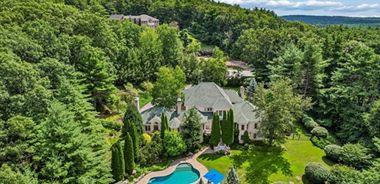 image of property with 5 Bed | 6 Bath | 7,960 Sqft