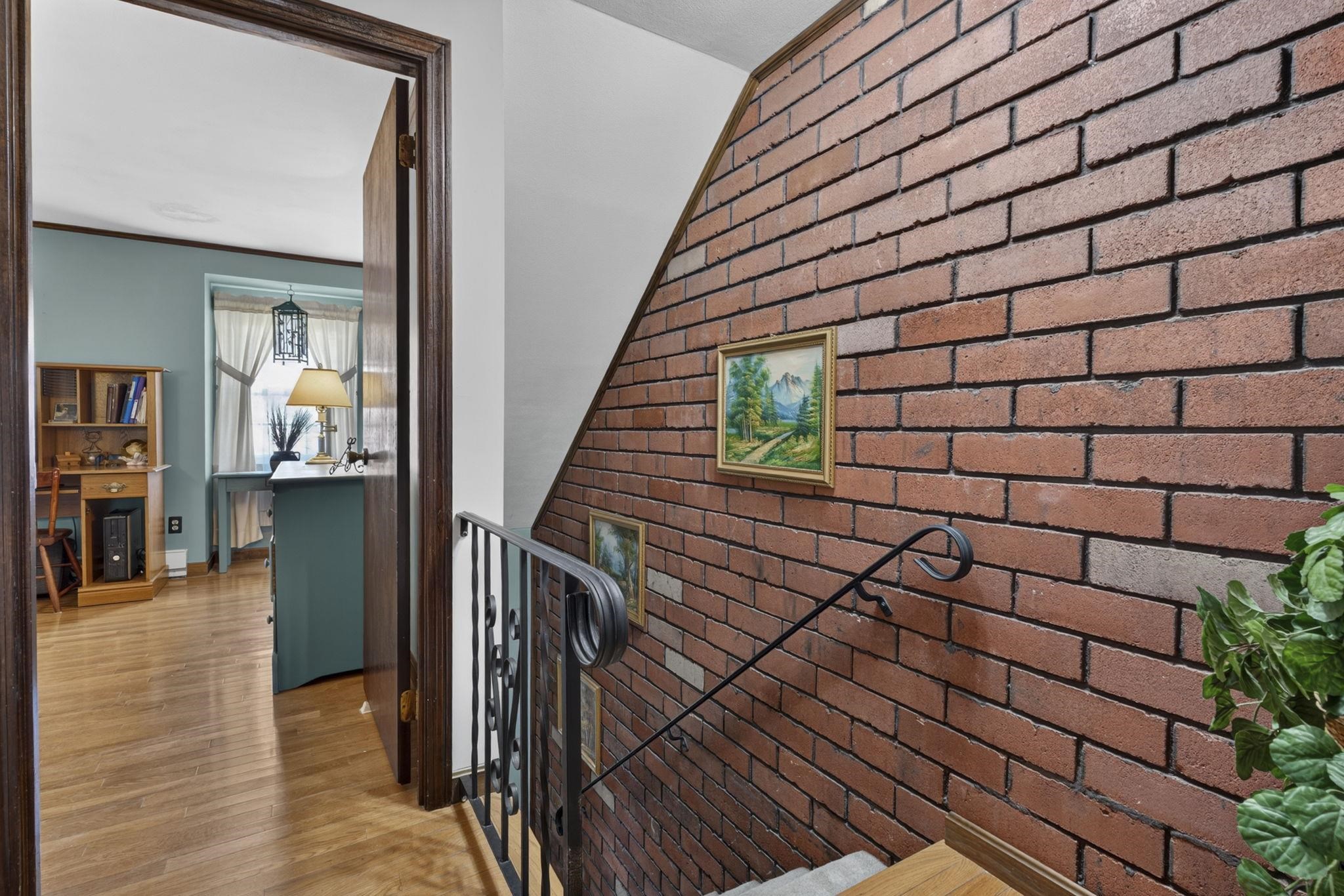 main property photo 39