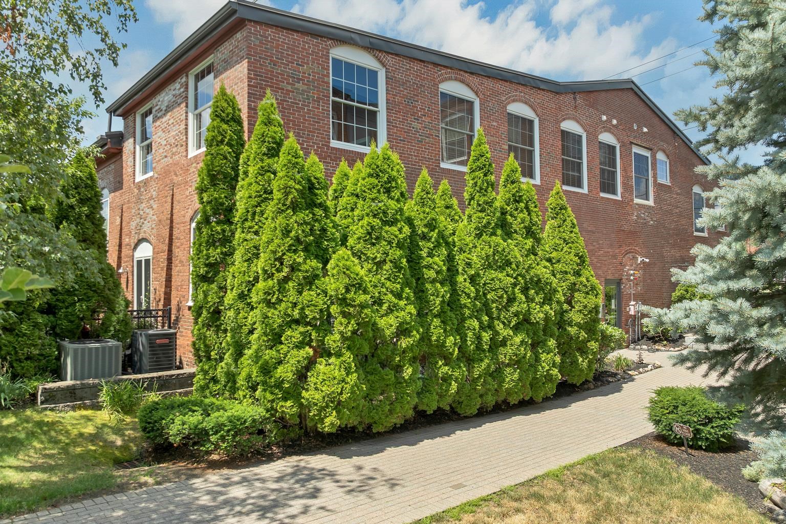 main property photo 39