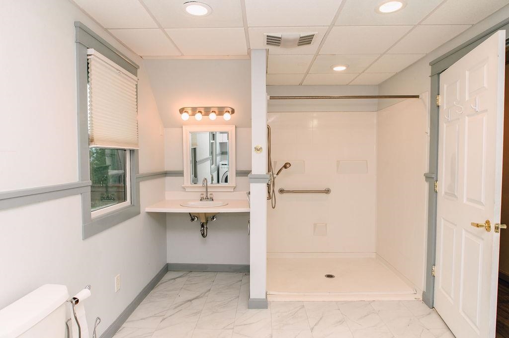 main property photo 44