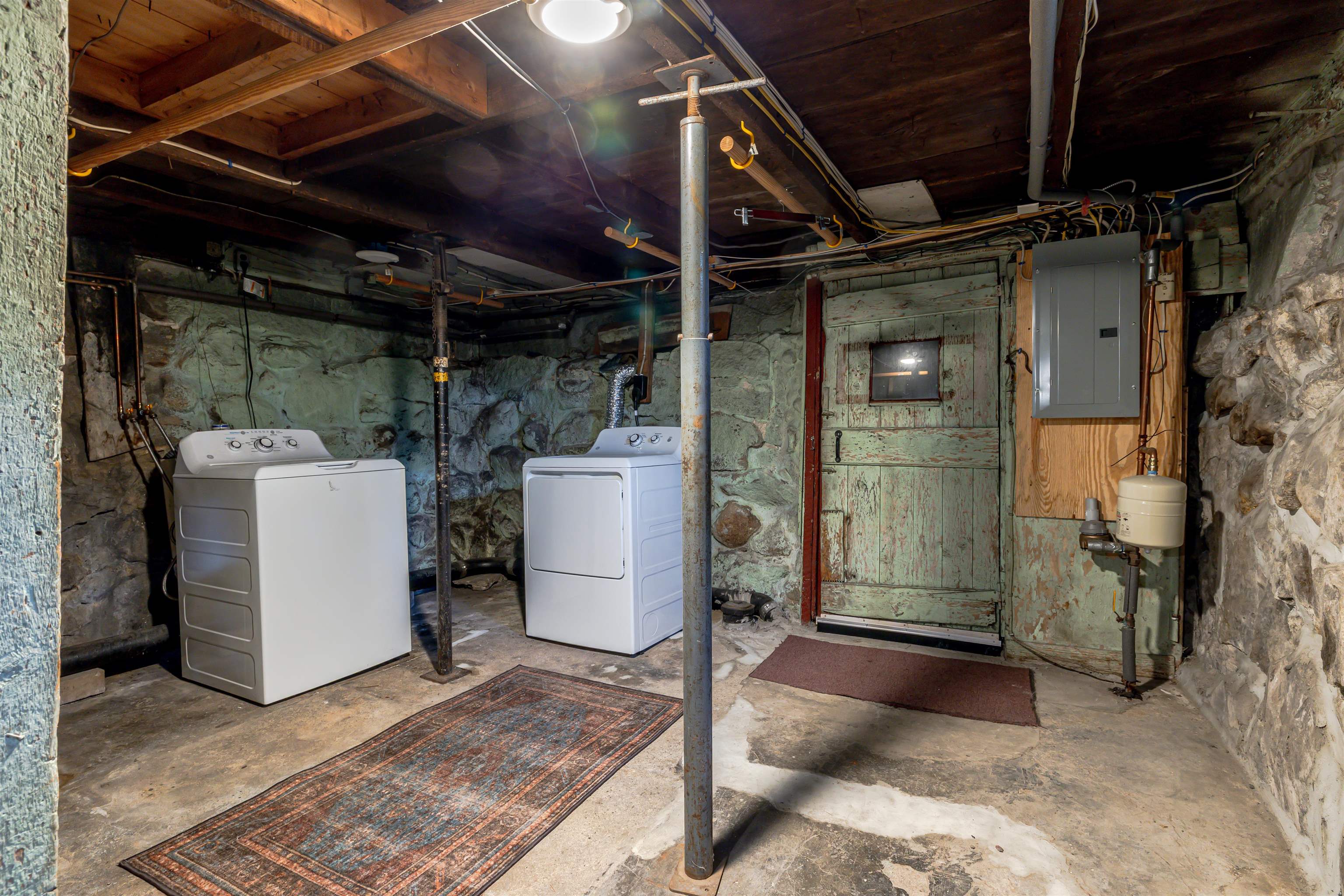 main property photo 48
