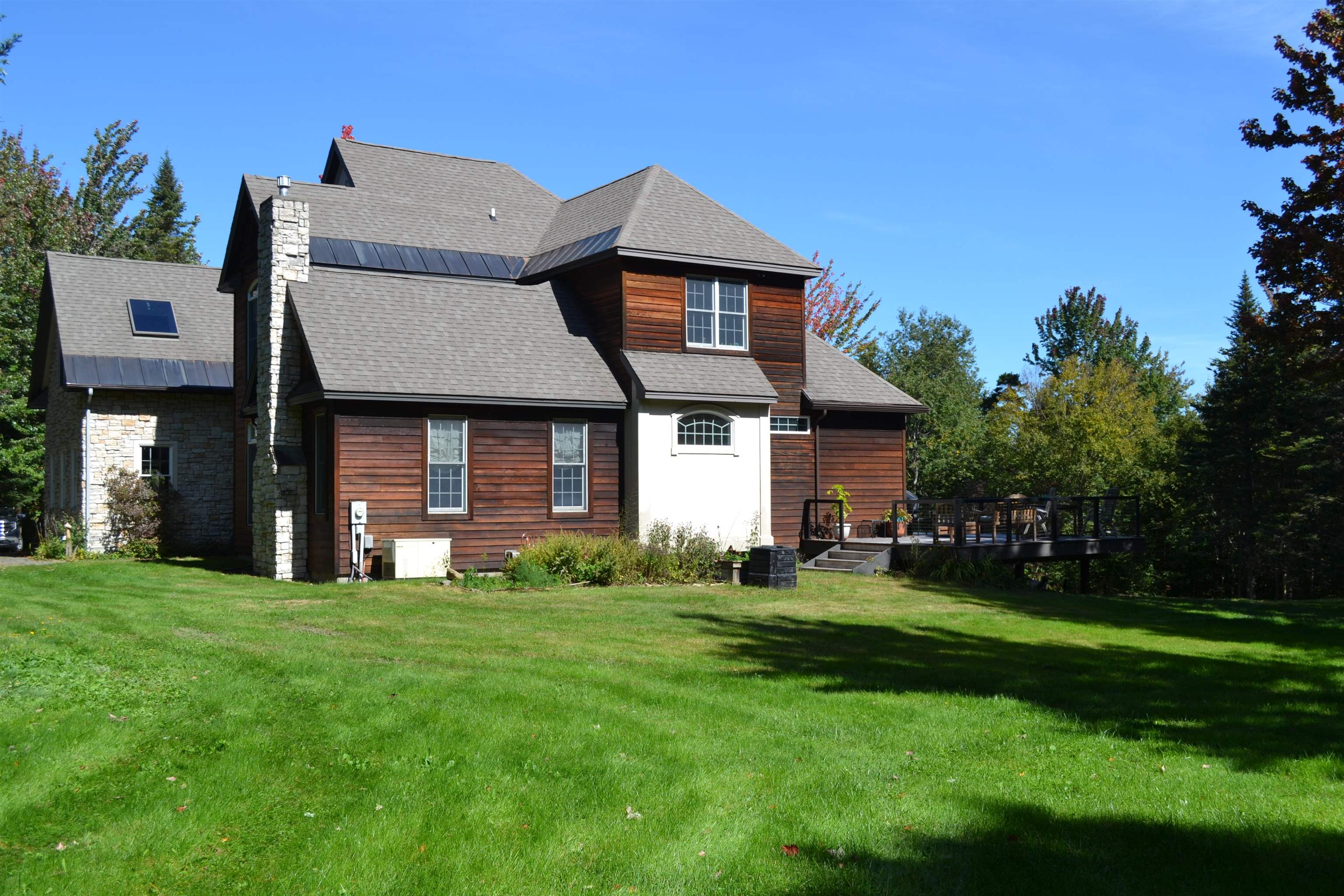 main property photo 19