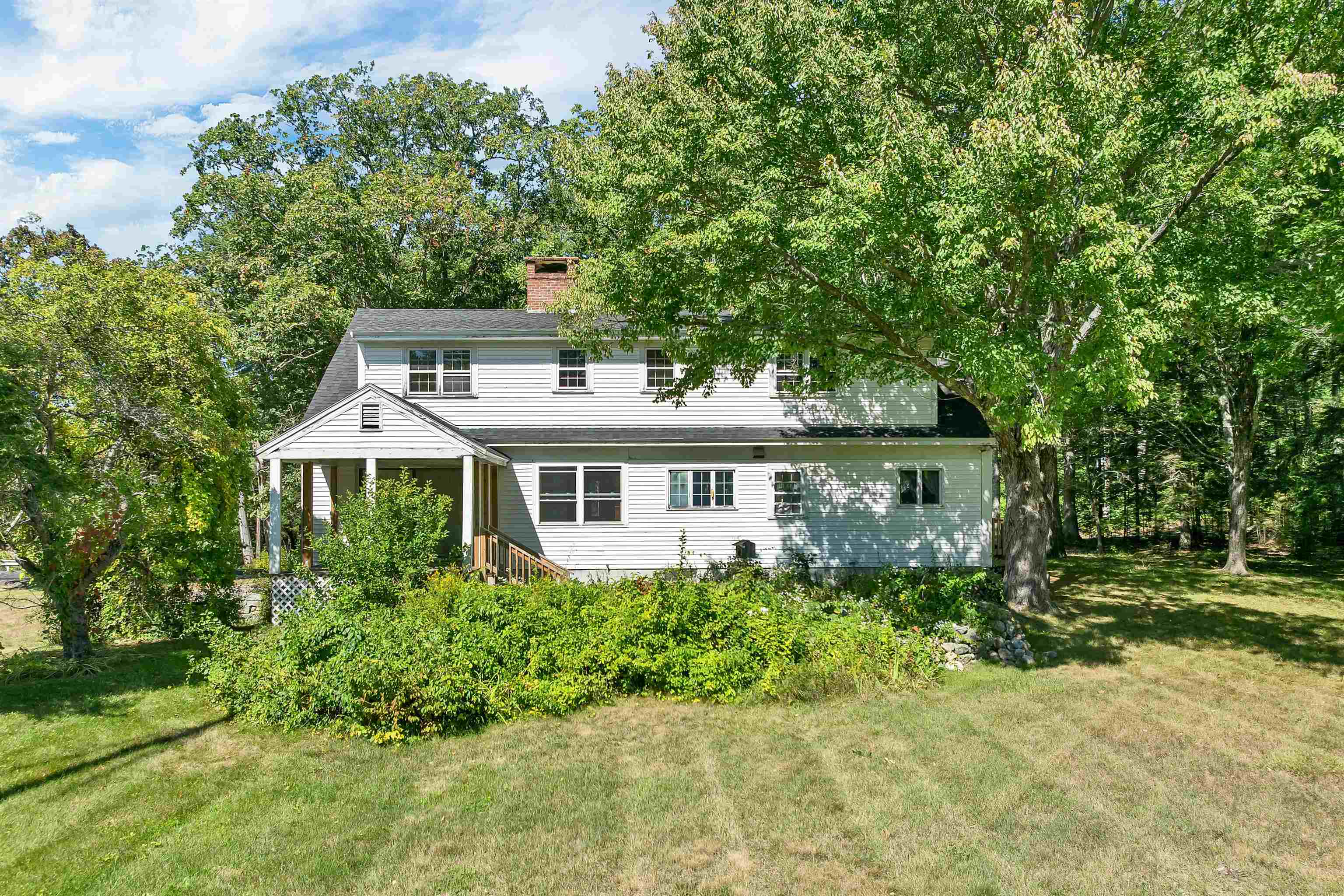 main property photo 13