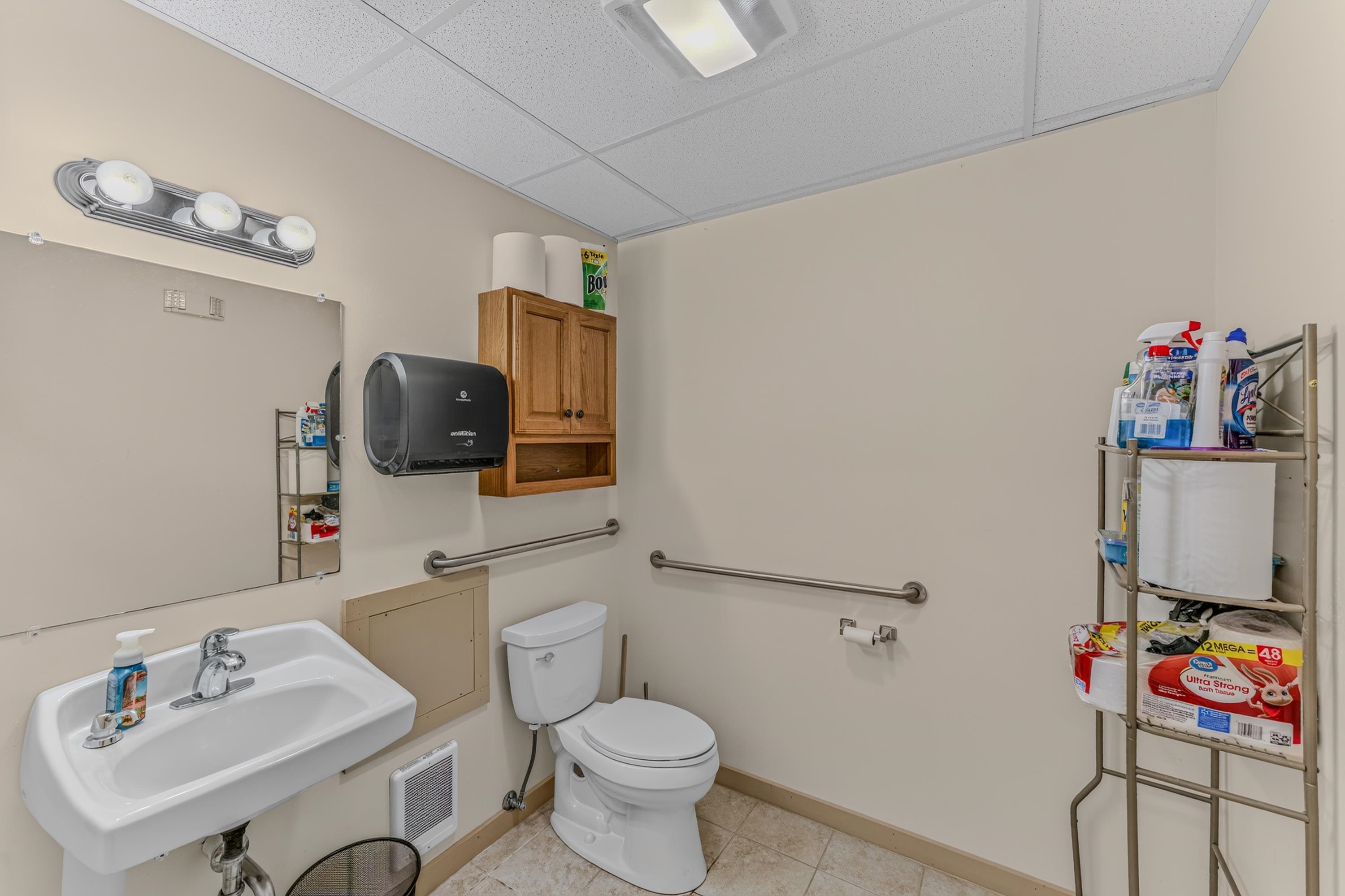 main property photo 20