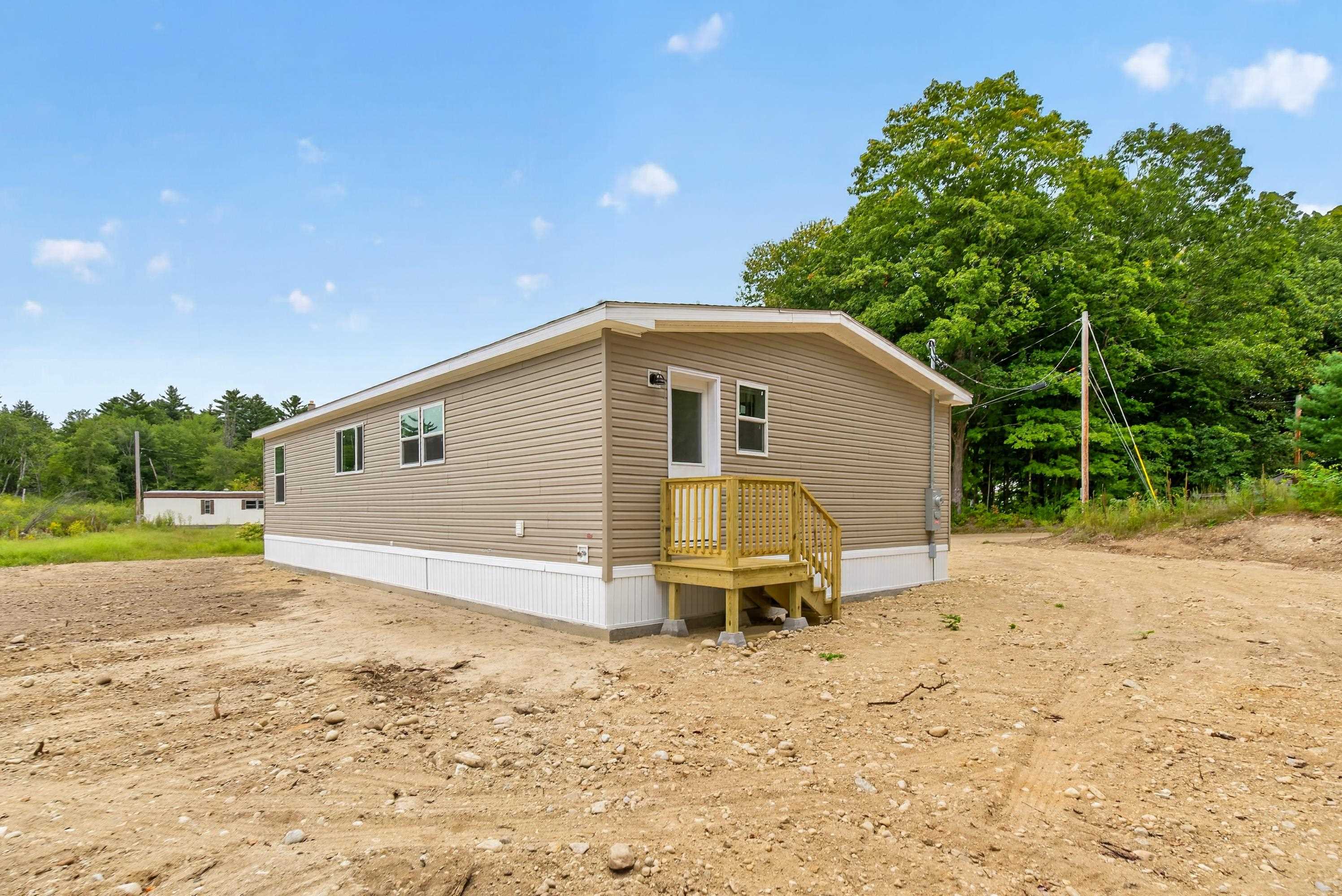 main property photo 23