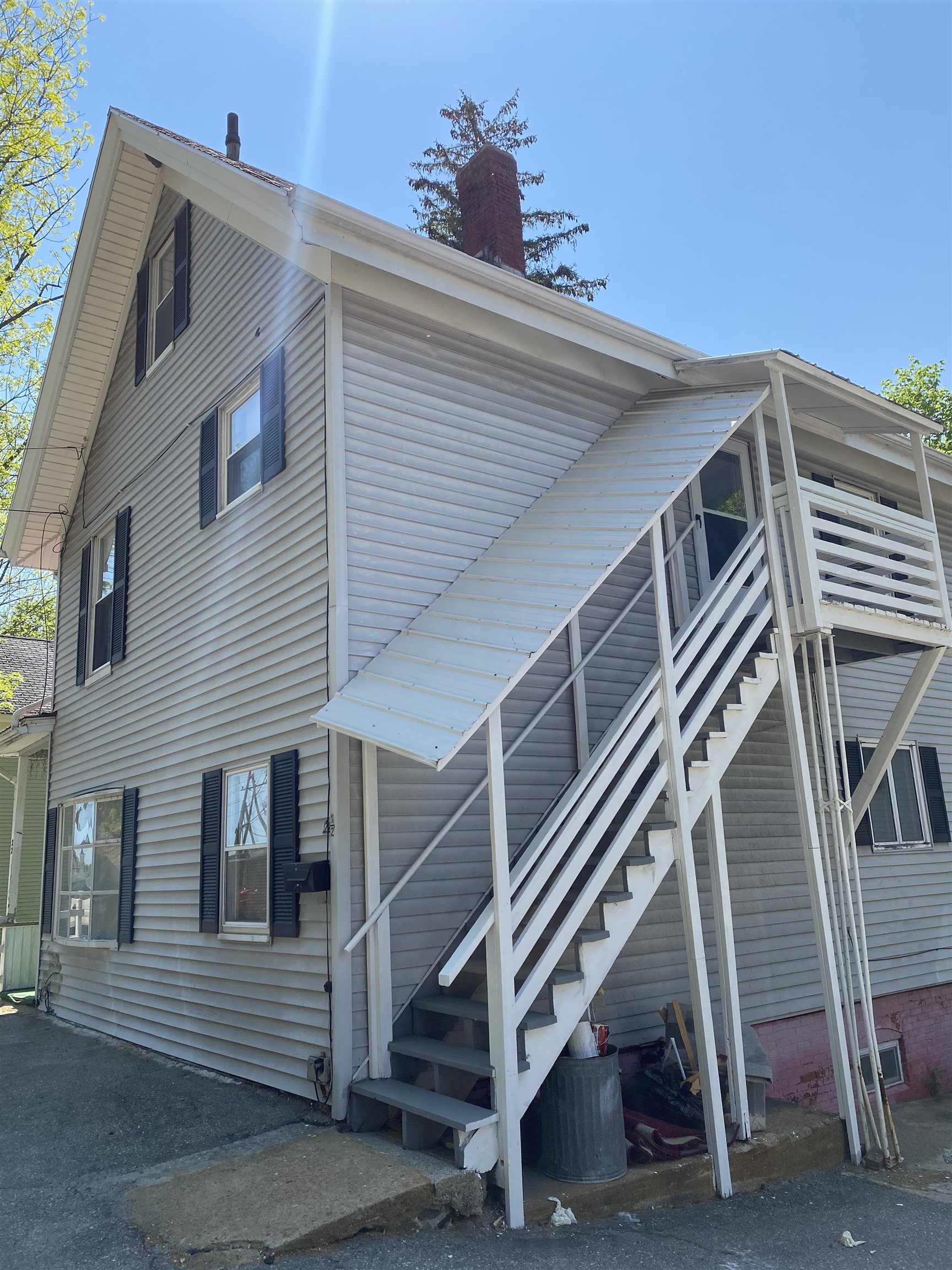 main property photo 25