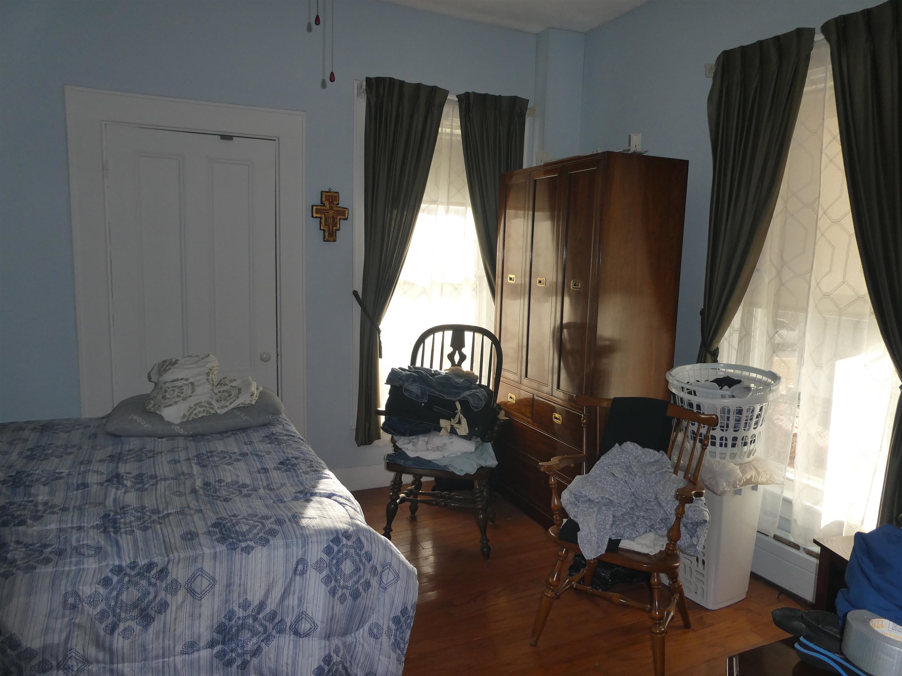 main property photo 11