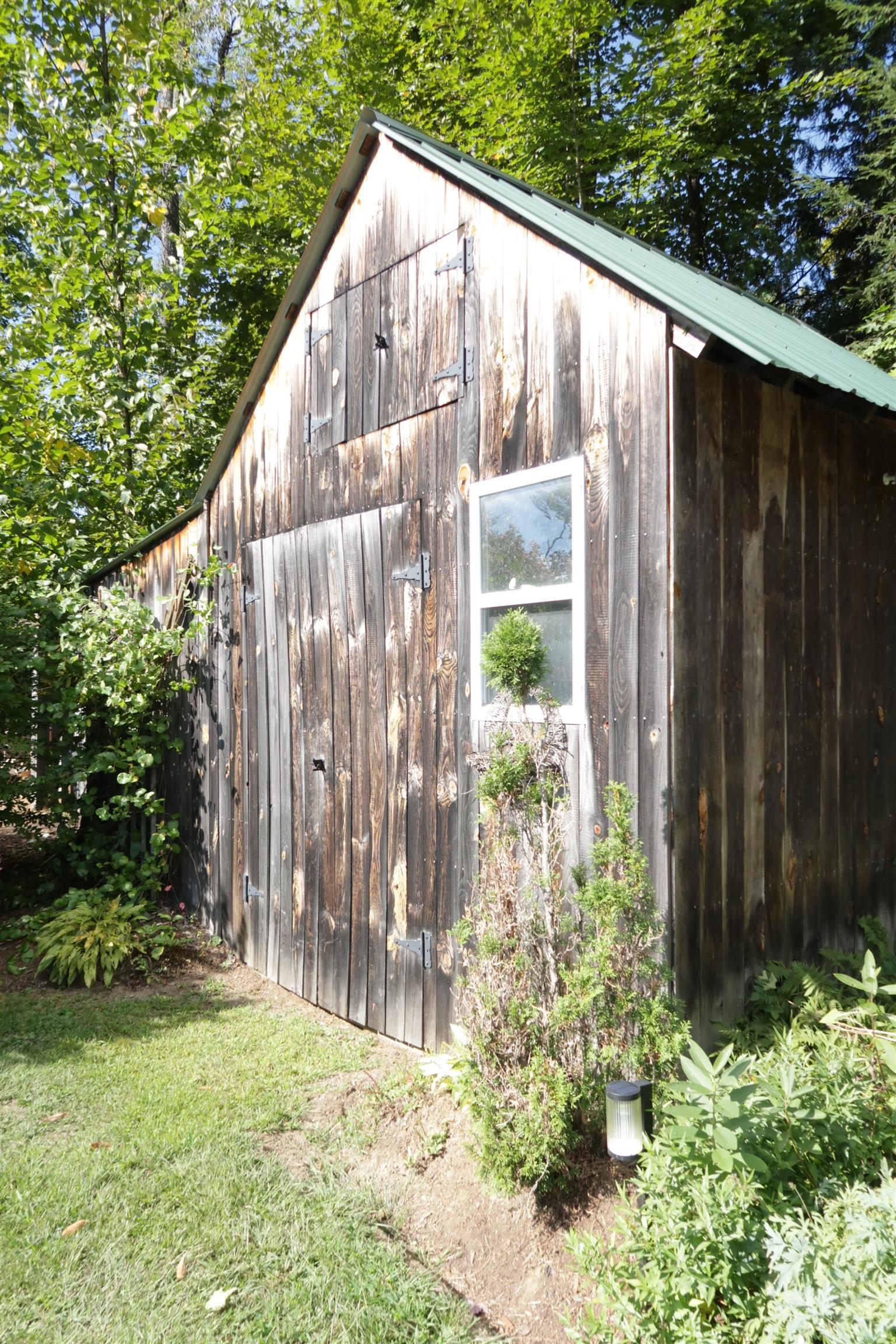 main property photo 13