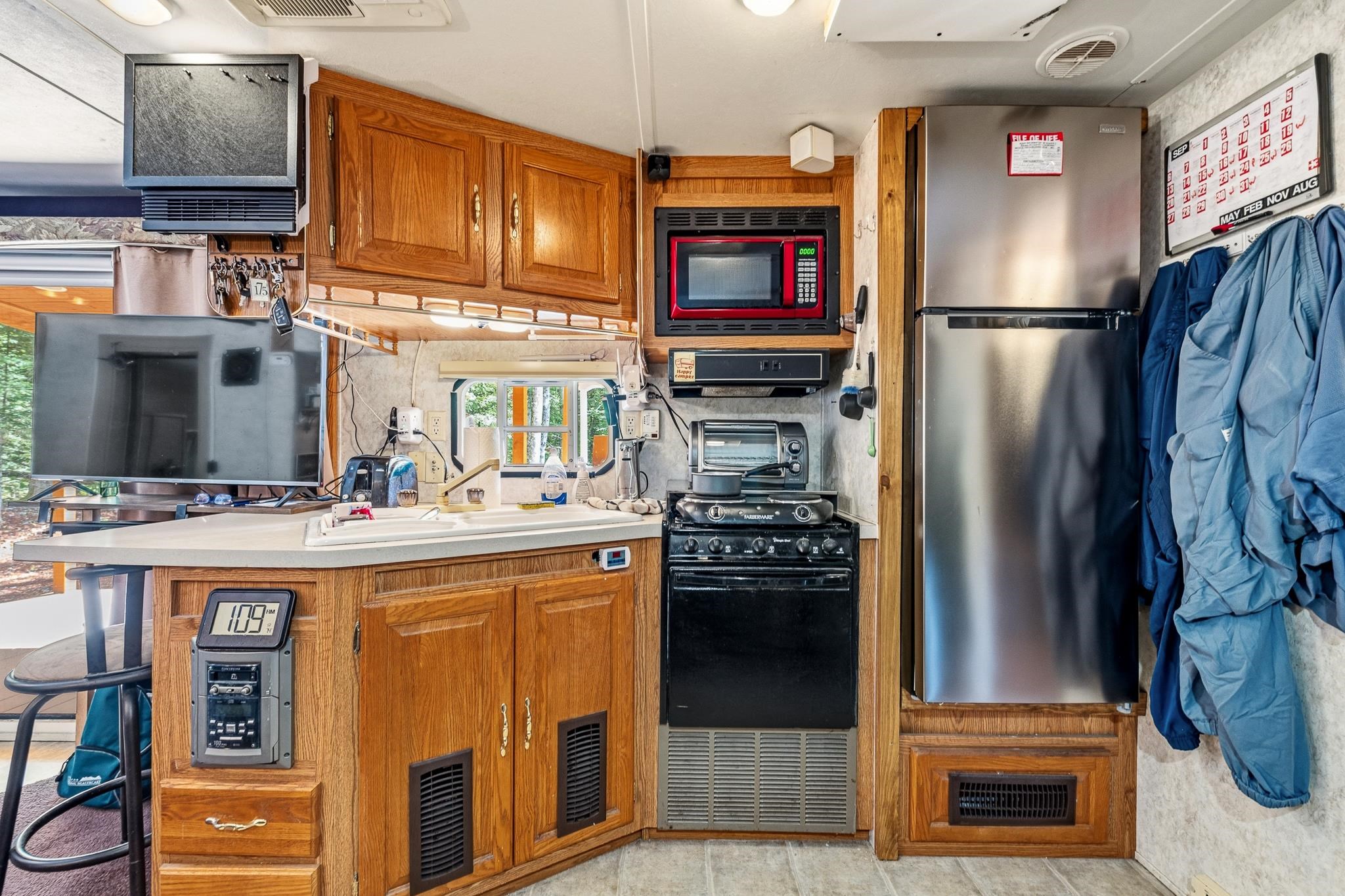 main property photo 7