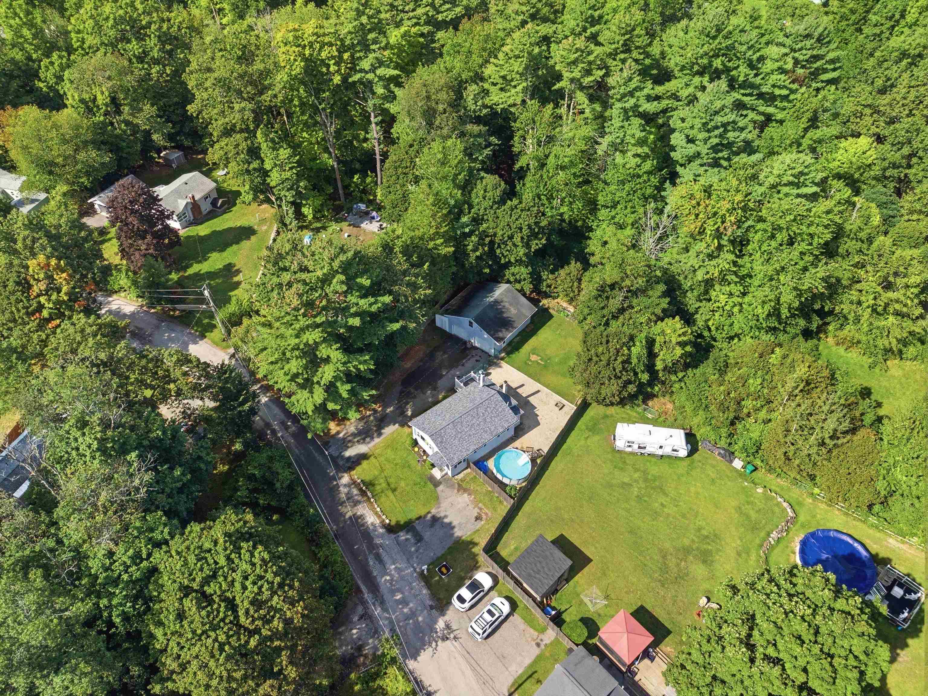 main property photo 27