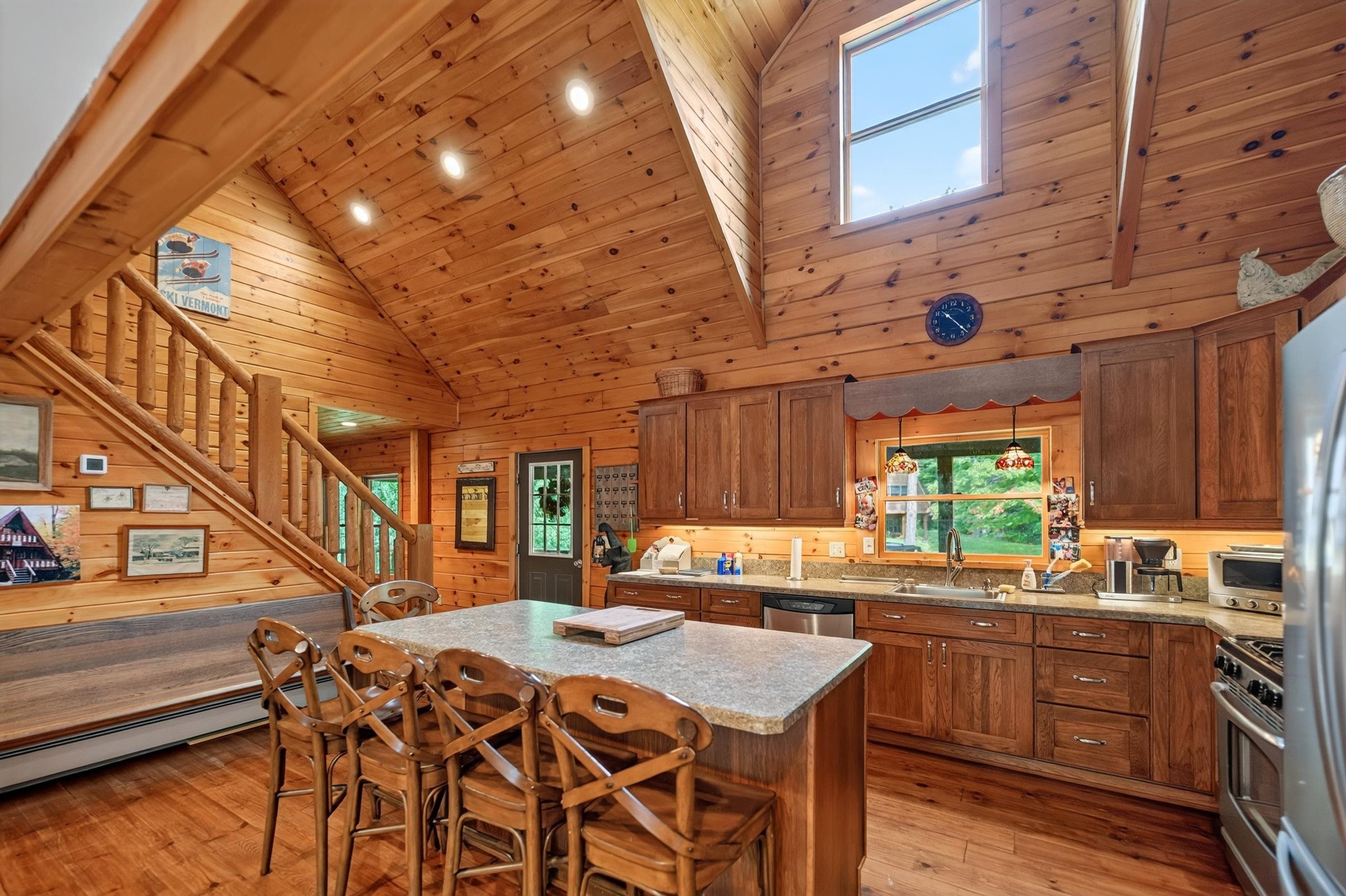 main property photo 5