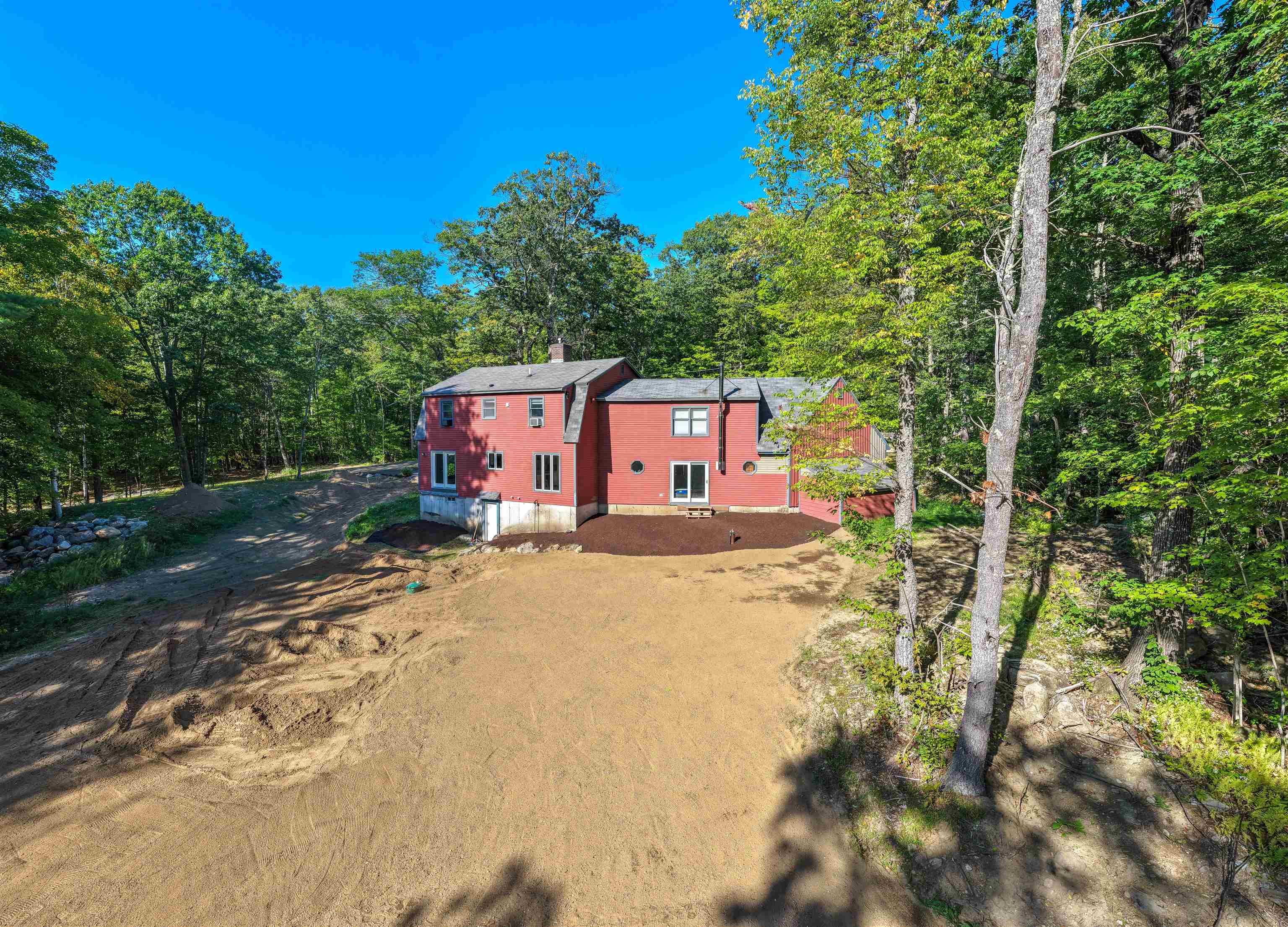 main property photo 19