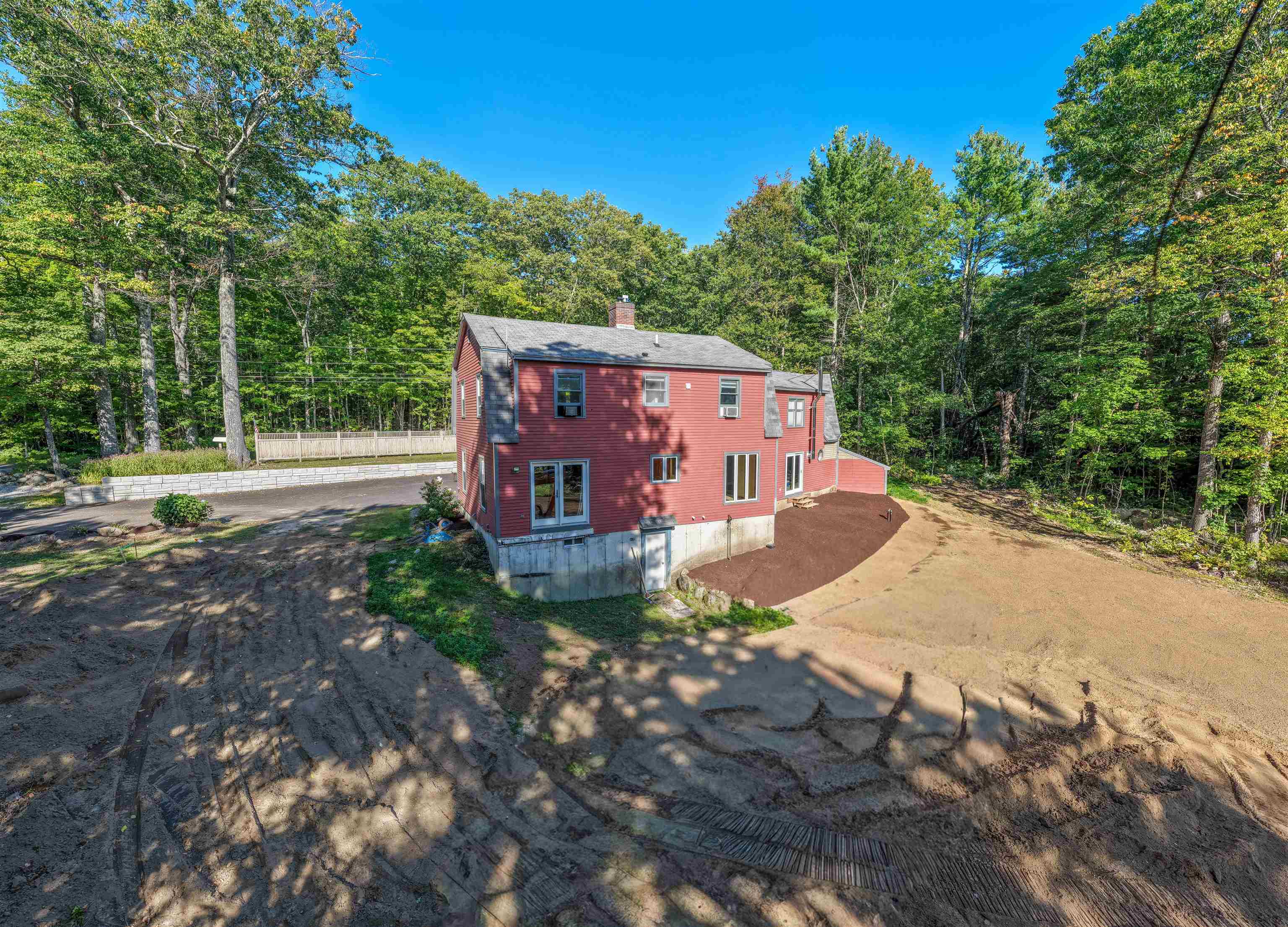 main property photo 20