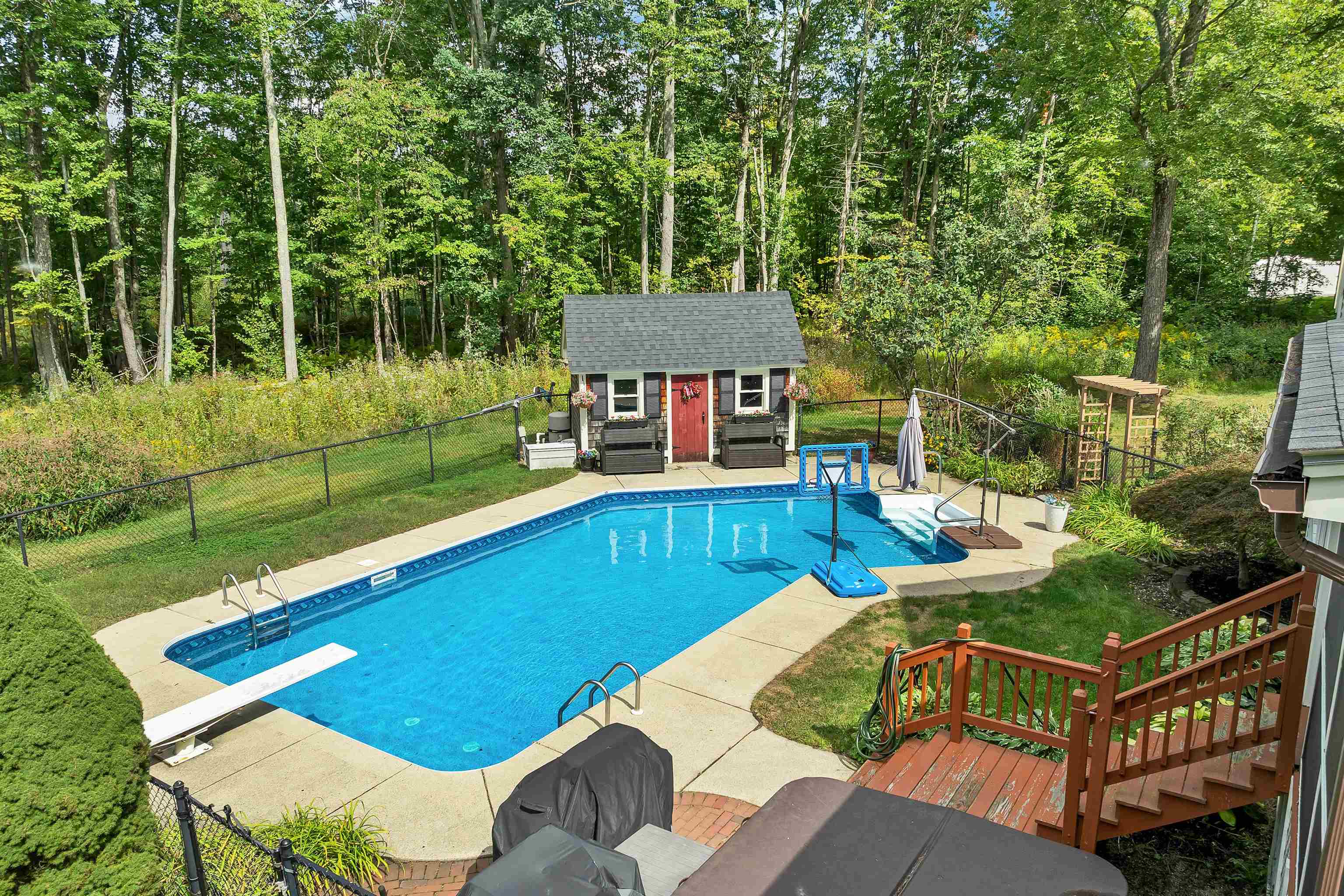 main property photo 54