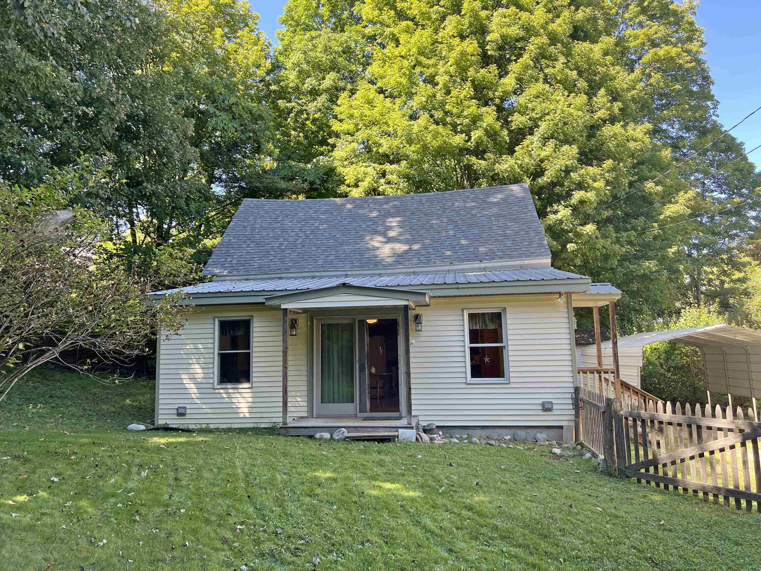 main property photo 21
