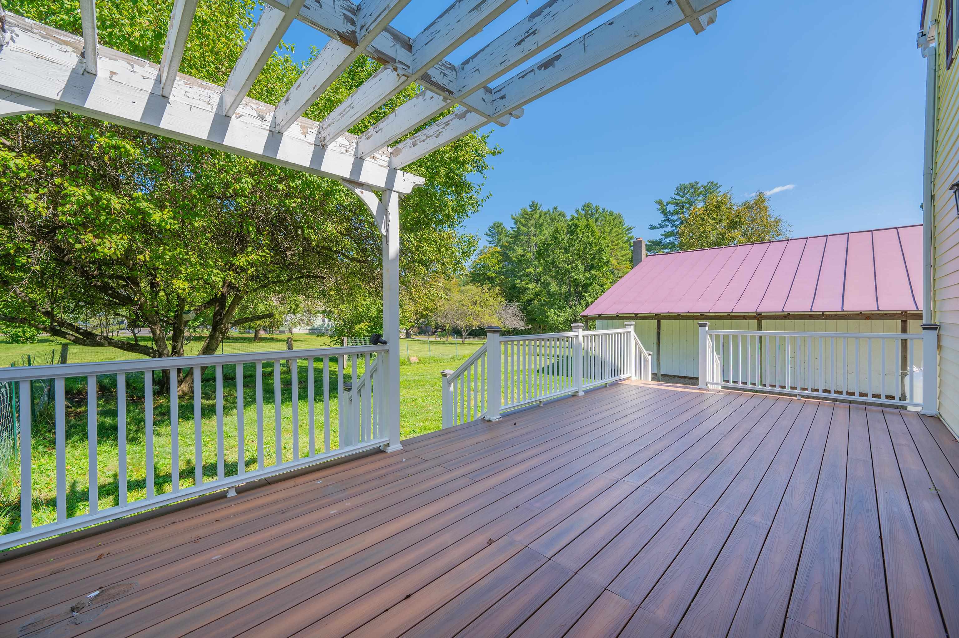 main property photo 39