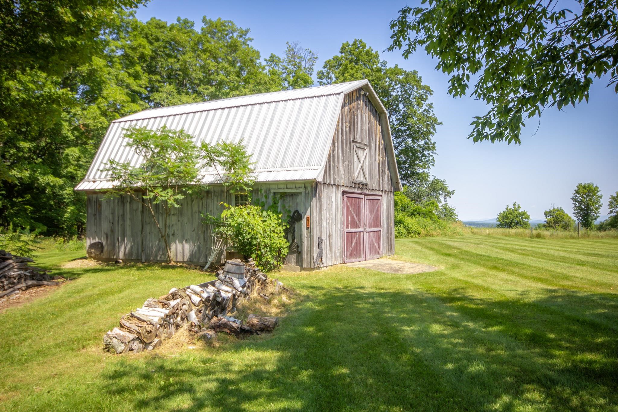 main property photo 29